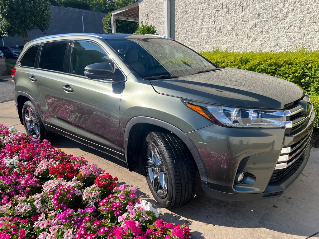 Used 2019 Toyota Highlander Limited Platinum SUV