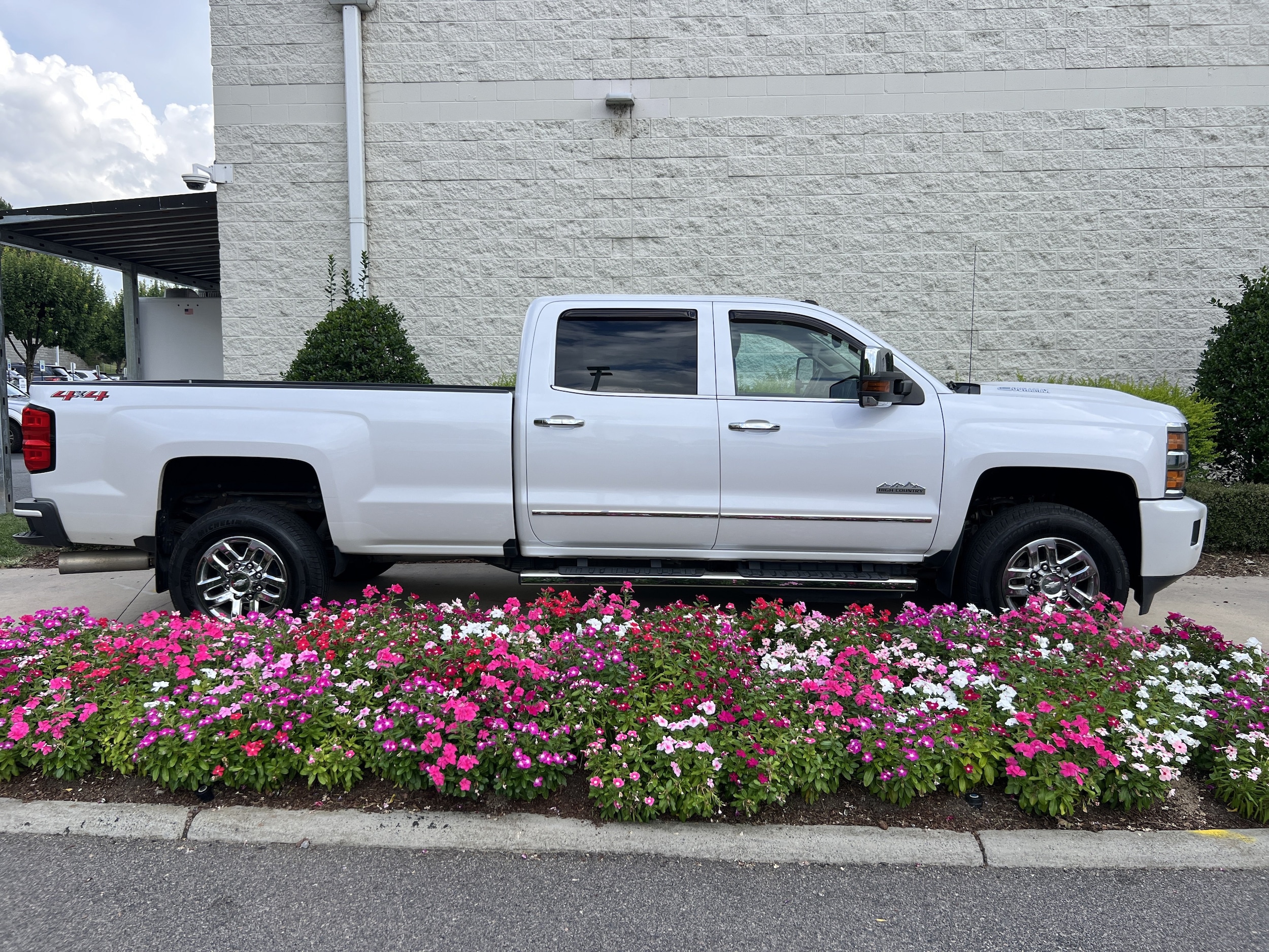 2019 Chevrolet Silverado 3500HD High Country - Photo 10