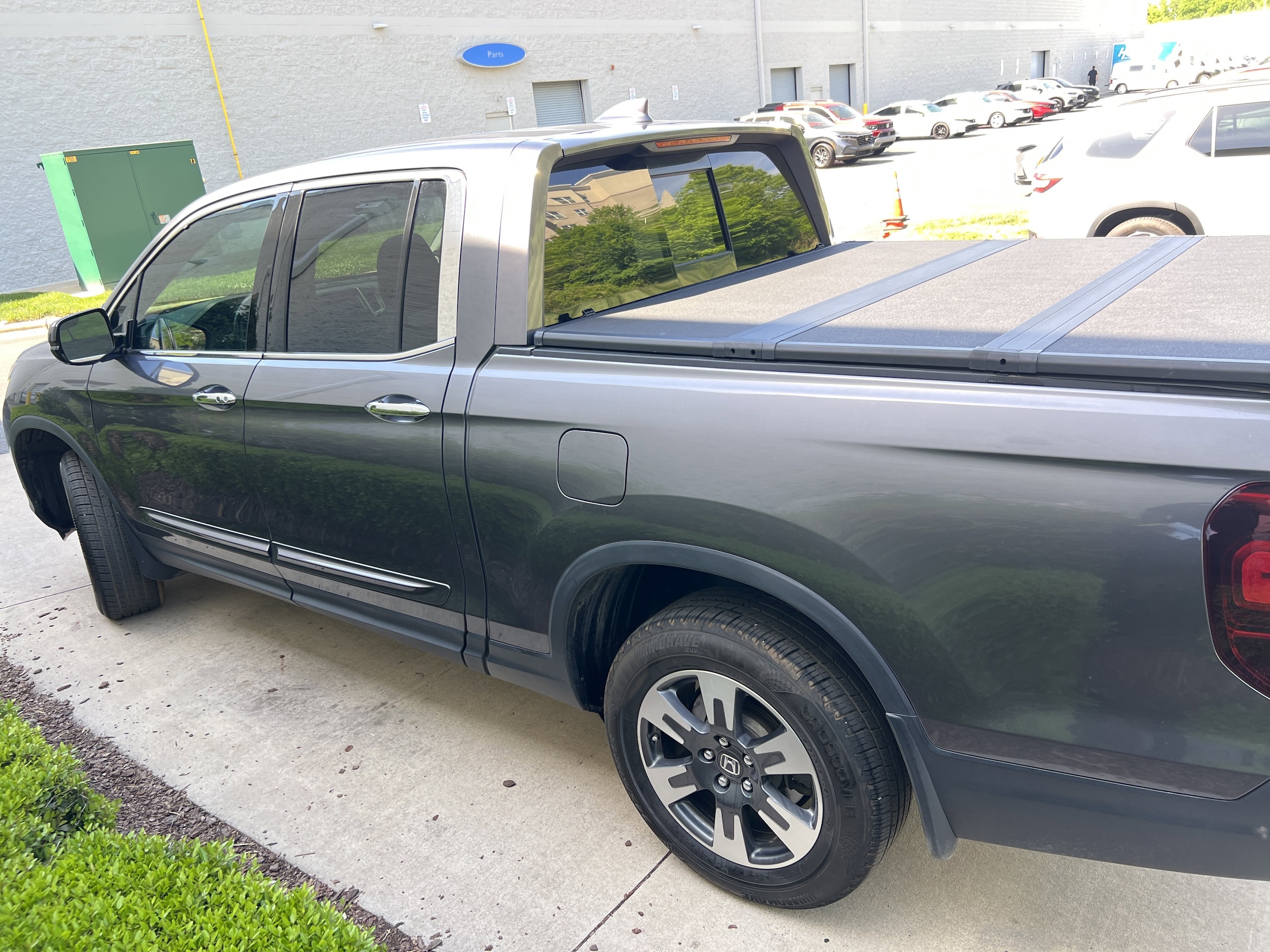 2017 Honda Ridgeline RTL-E photo 3