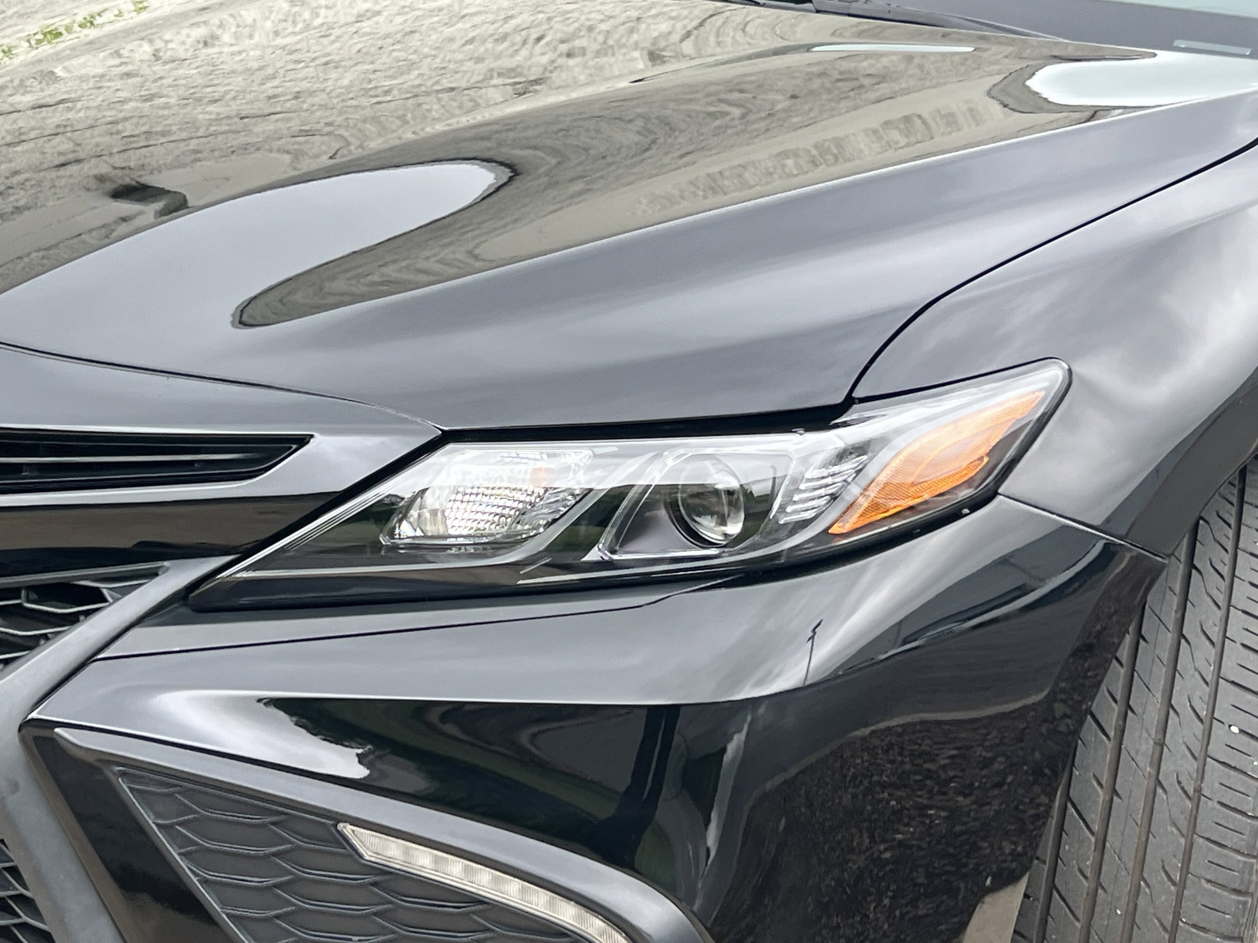 2023 Toyota Camry SE photo 4