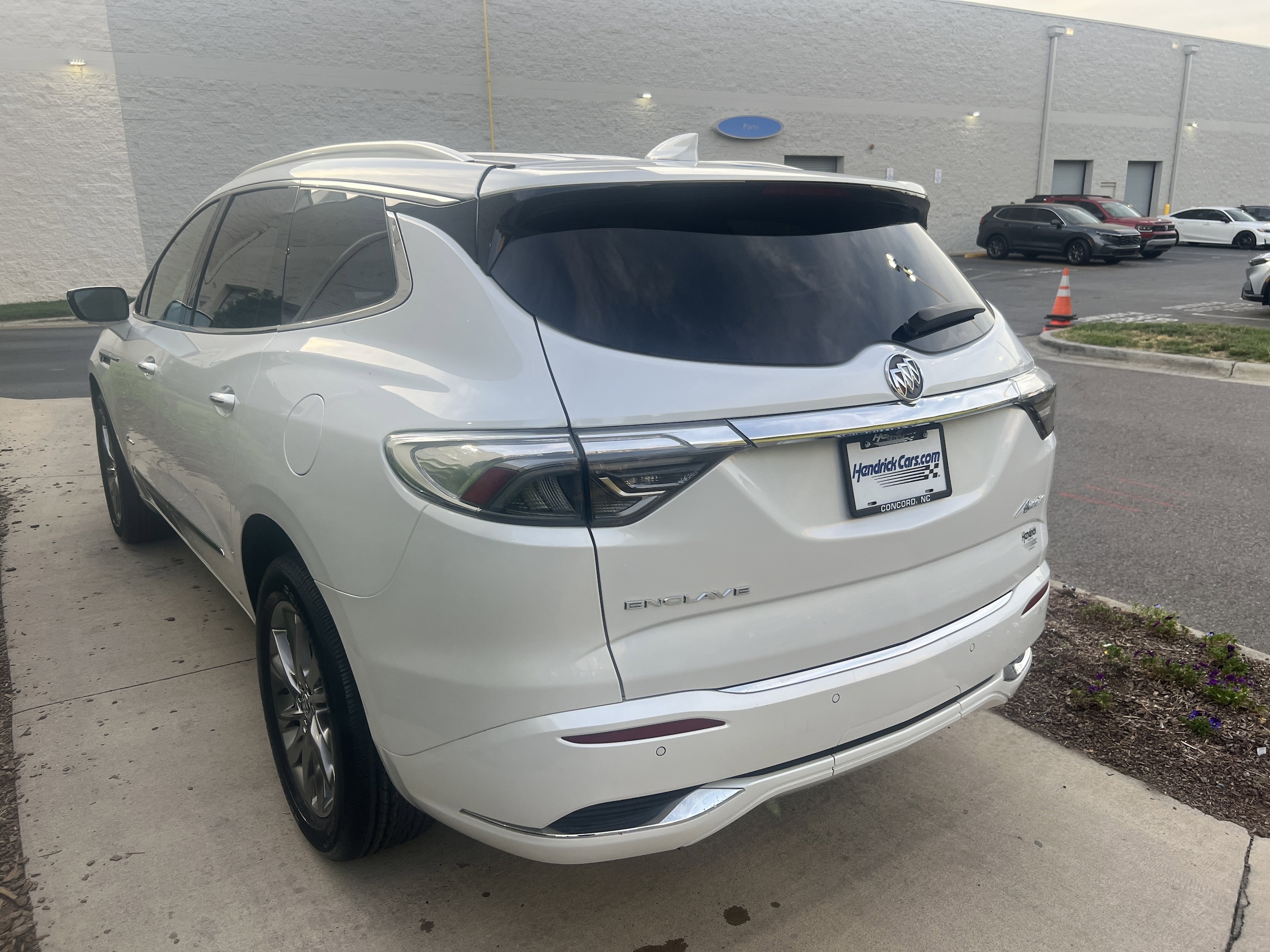 2023 Buick Enclave Avenir photo 6