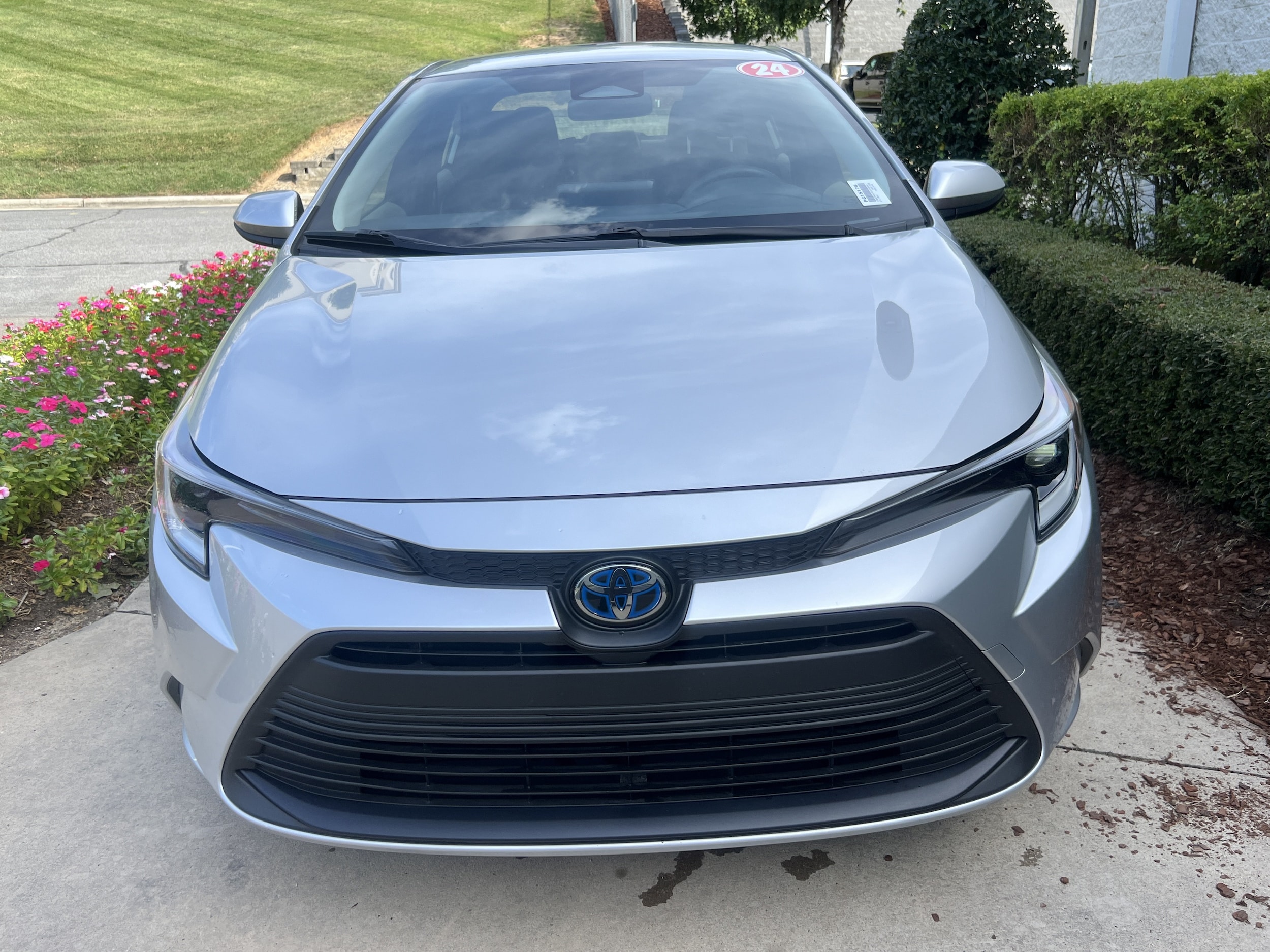 2024 Toyota Corolla Hybrid LE