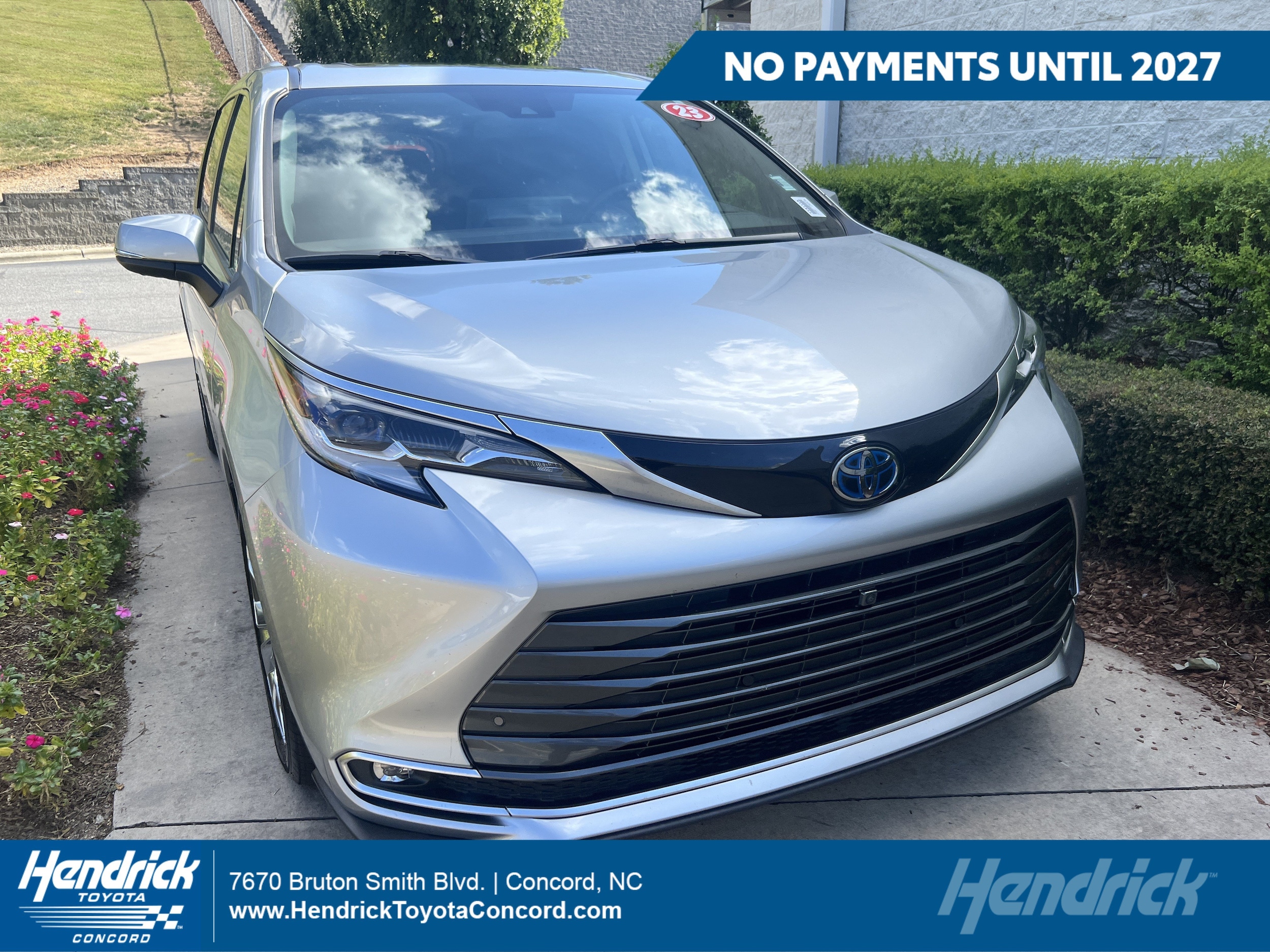 2023 Toyota Sienna Platinum