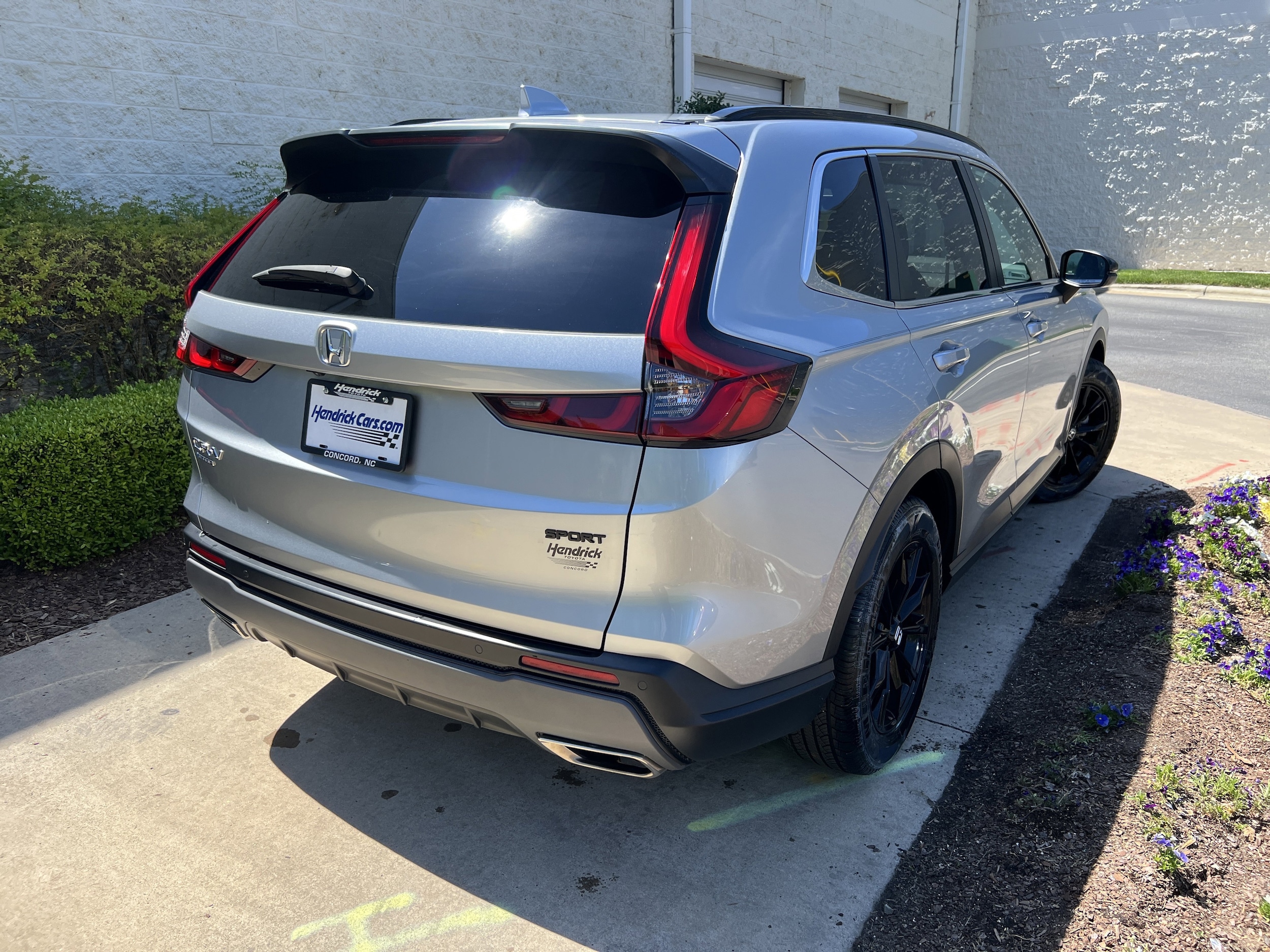 2025 Honda CR-V Hybrid Sport-L photo 3