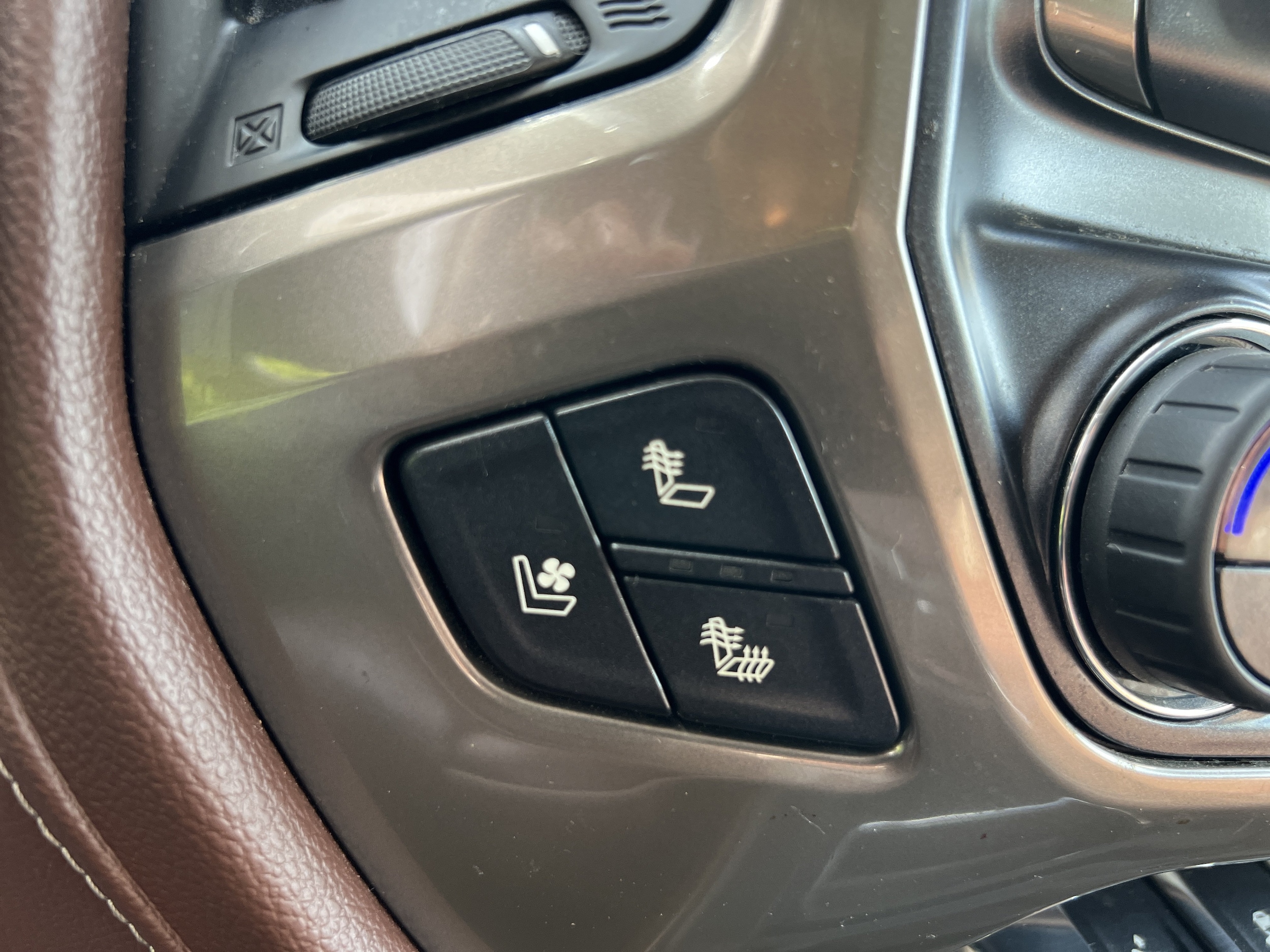 2019 Chevrolet Silverado 3500HD High Country - Photo 28