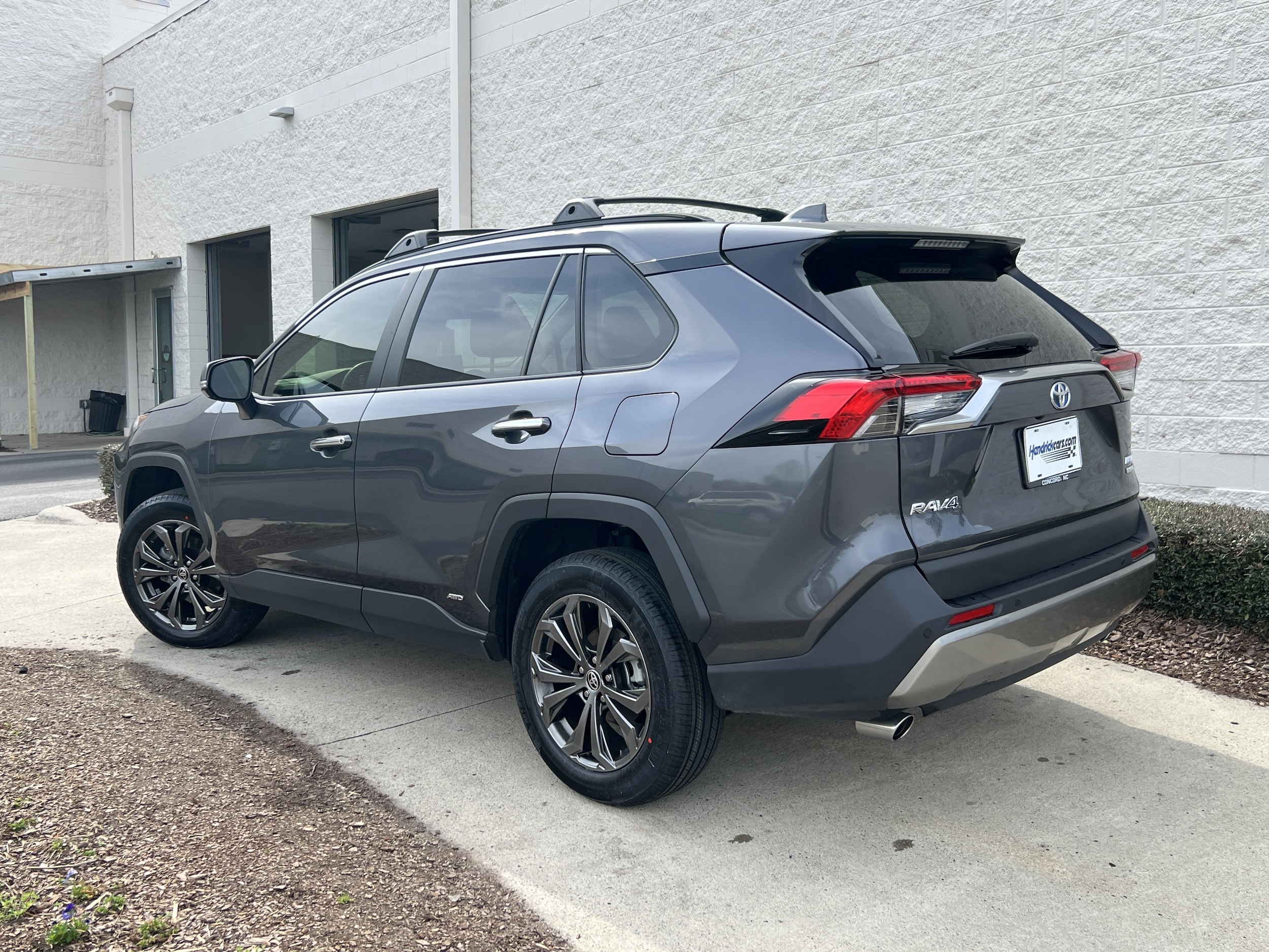 2024 Toyota RAV4 Hybrid Limited photo 6