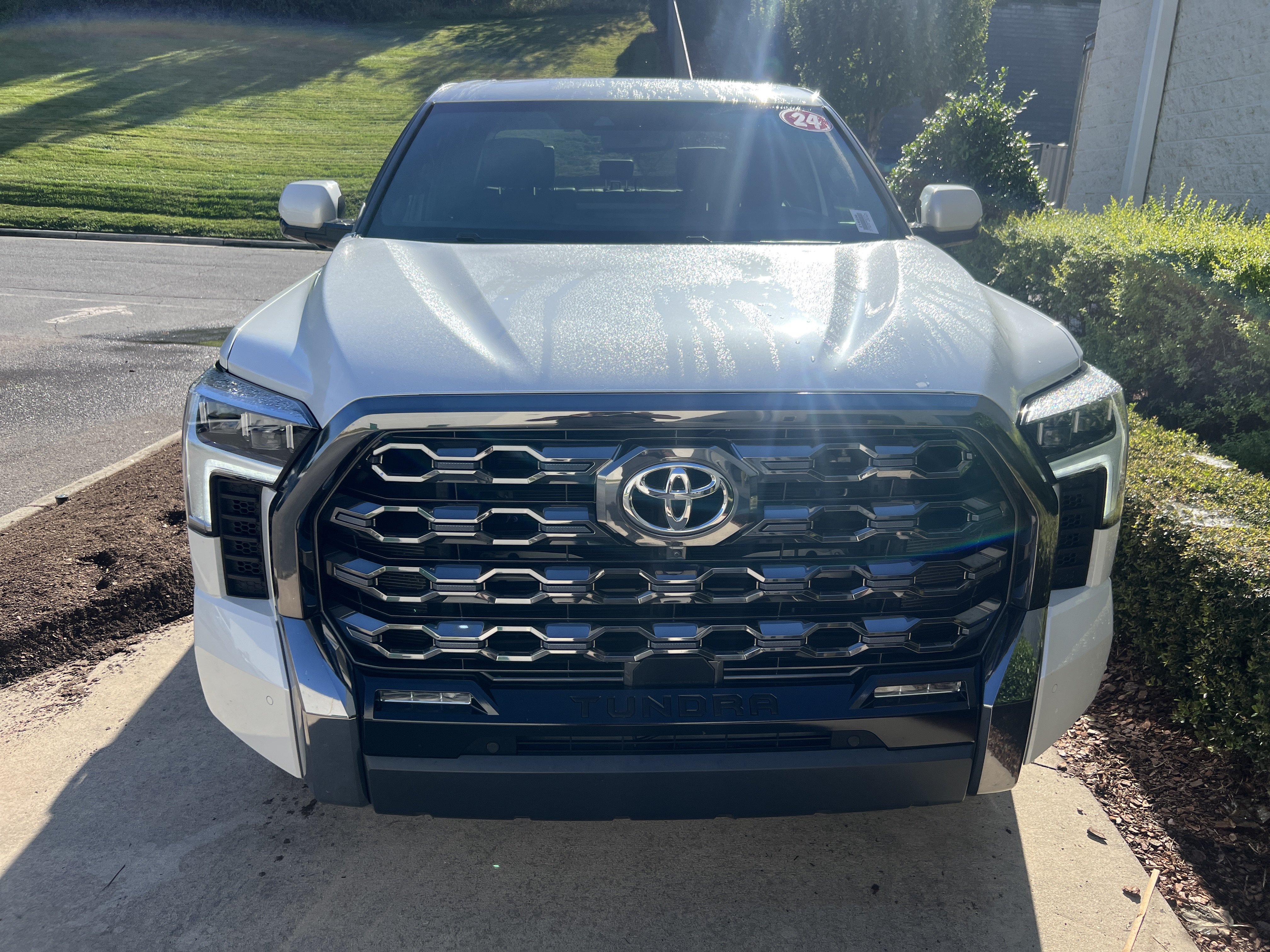Used 2024 Toyota Tundra 4WD Platinum Pickup