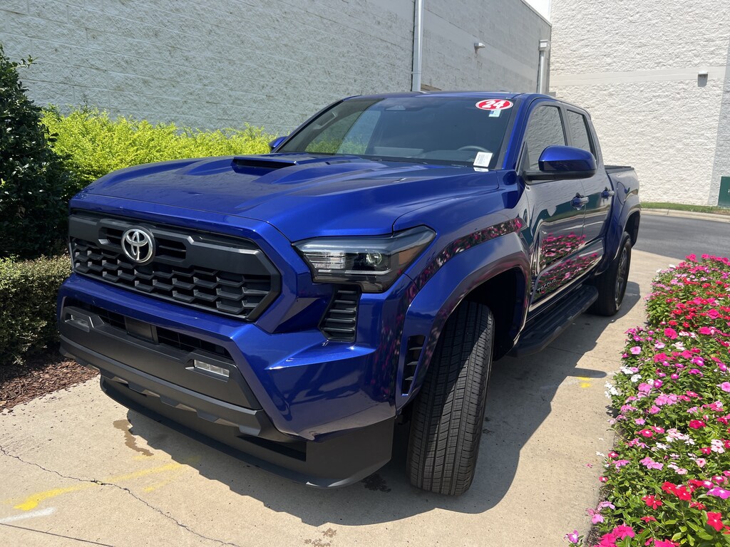 Used 2024 Toyota Tacoma 4WD TRD Sport Pickup