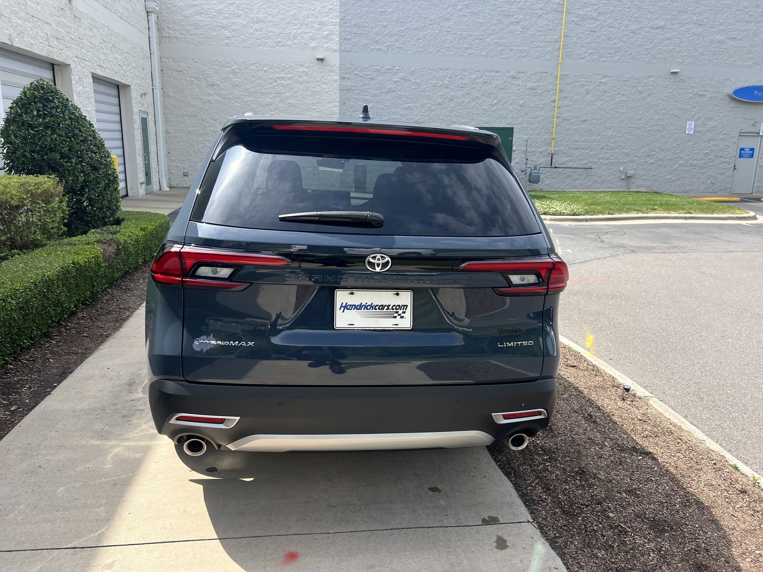 2026 Toyota Grand Highlander Hybrid MAX Limited photo 3