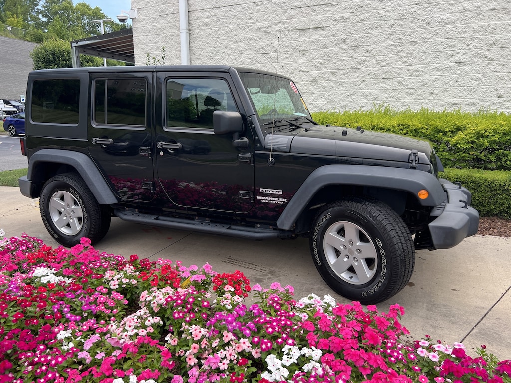 Used 2017 Jeep Wrangler Unlimited Sport Convertible