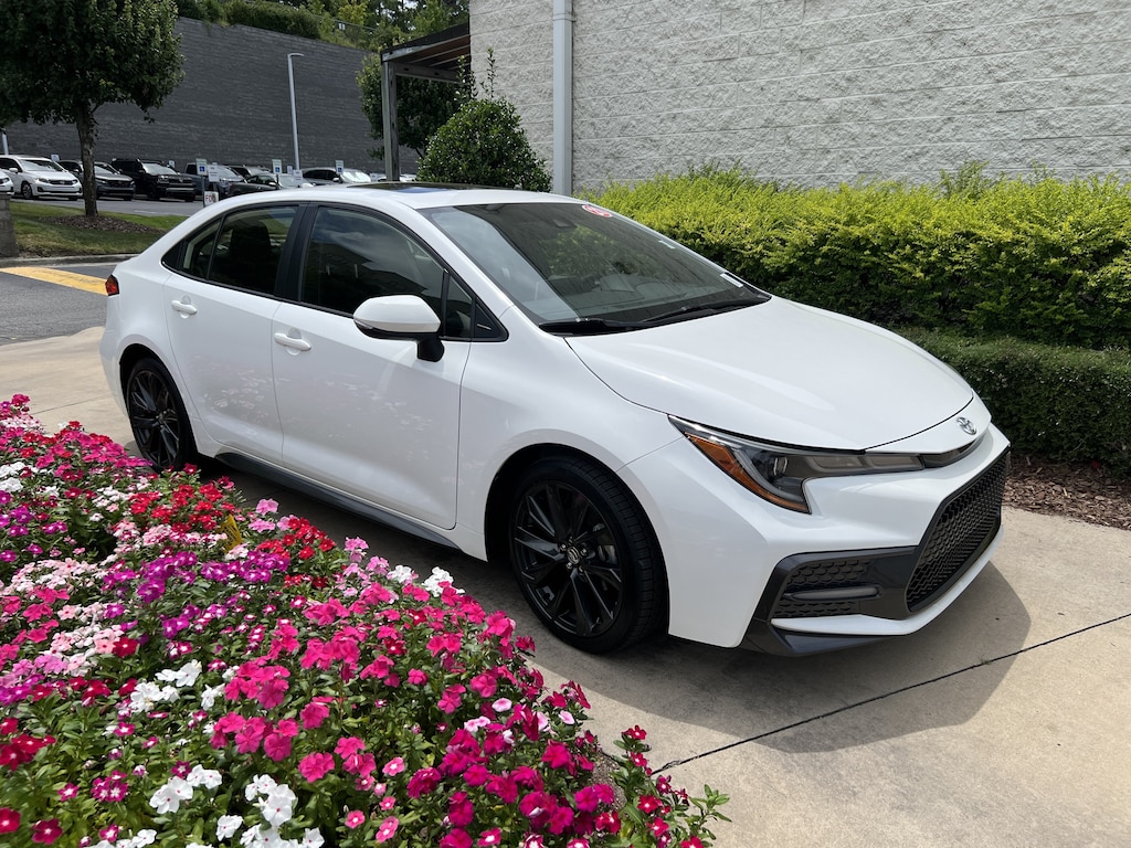 Used 2021 Toyota Corolla SE Sedan