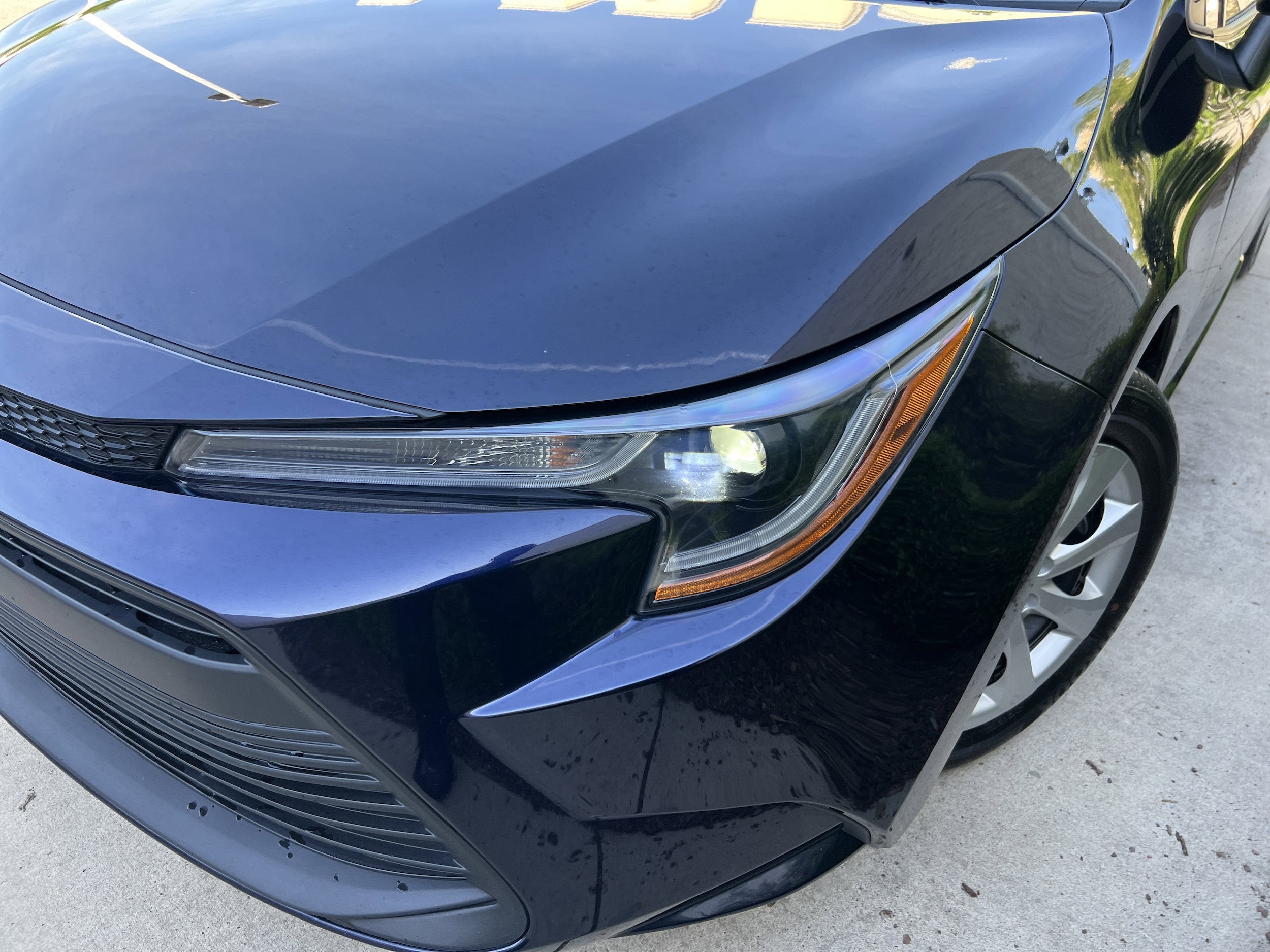 2024 Toyota Corolla LE photo 5