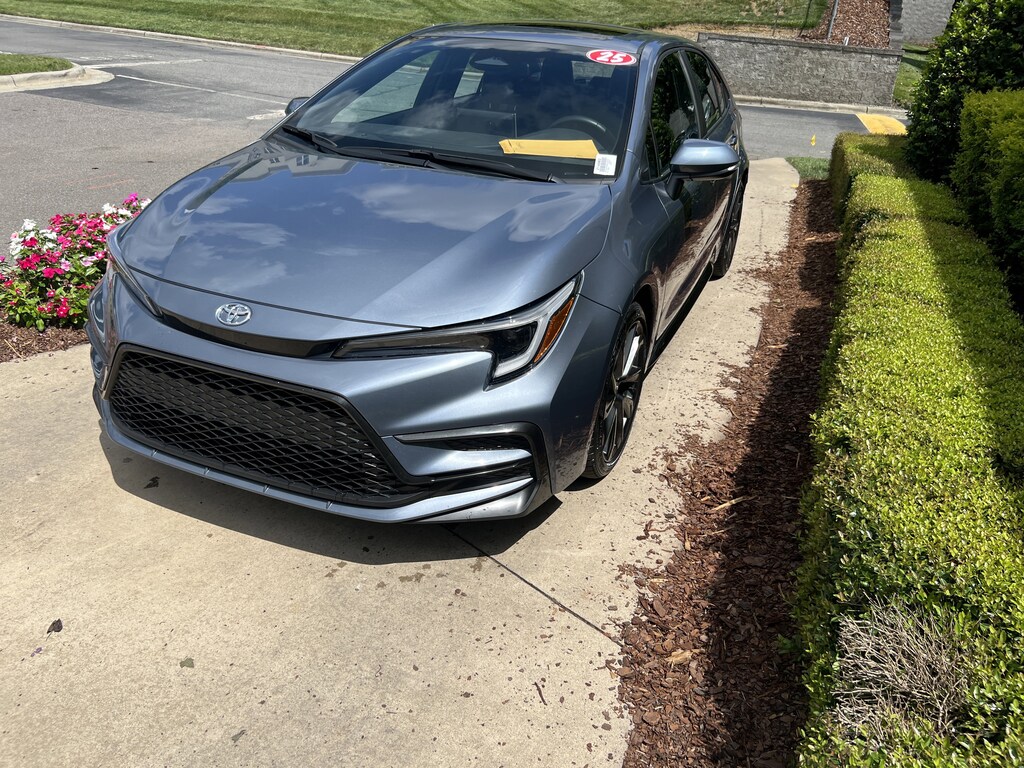 Used 2025 Toyota Corolla XSE Sedan