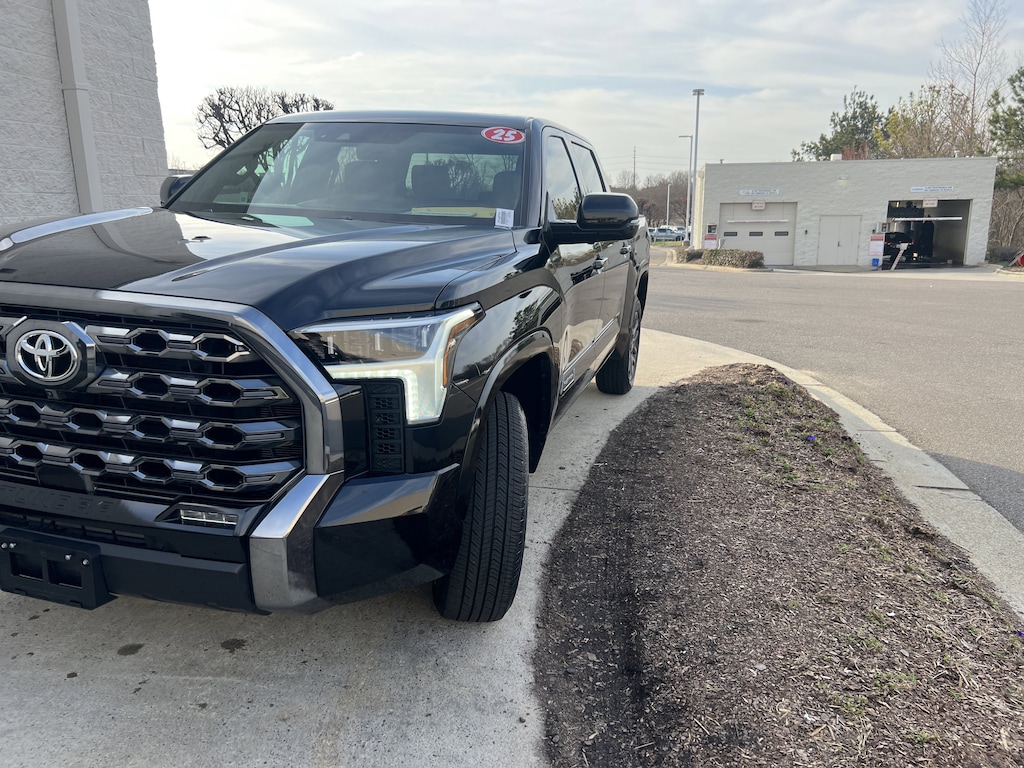 Used 2025 Toyota Tundra 4WD Platinum Pickup