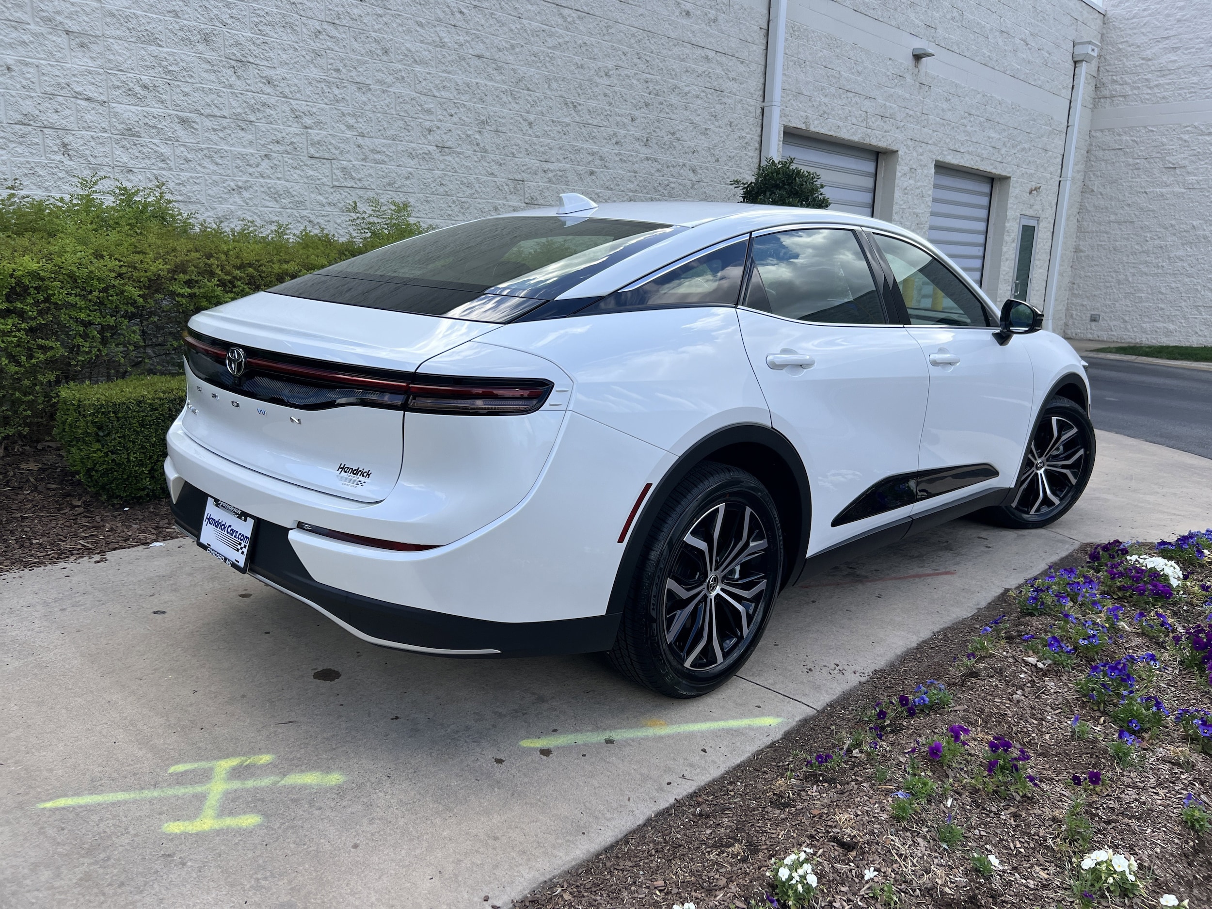 2026 Toyota Crown XLE photo 3