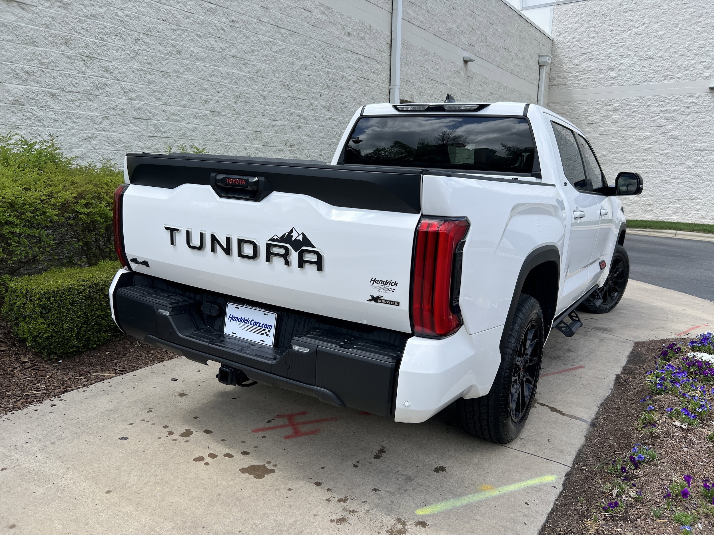 2025 Toyota Tundra 4WD SR5 photo 3