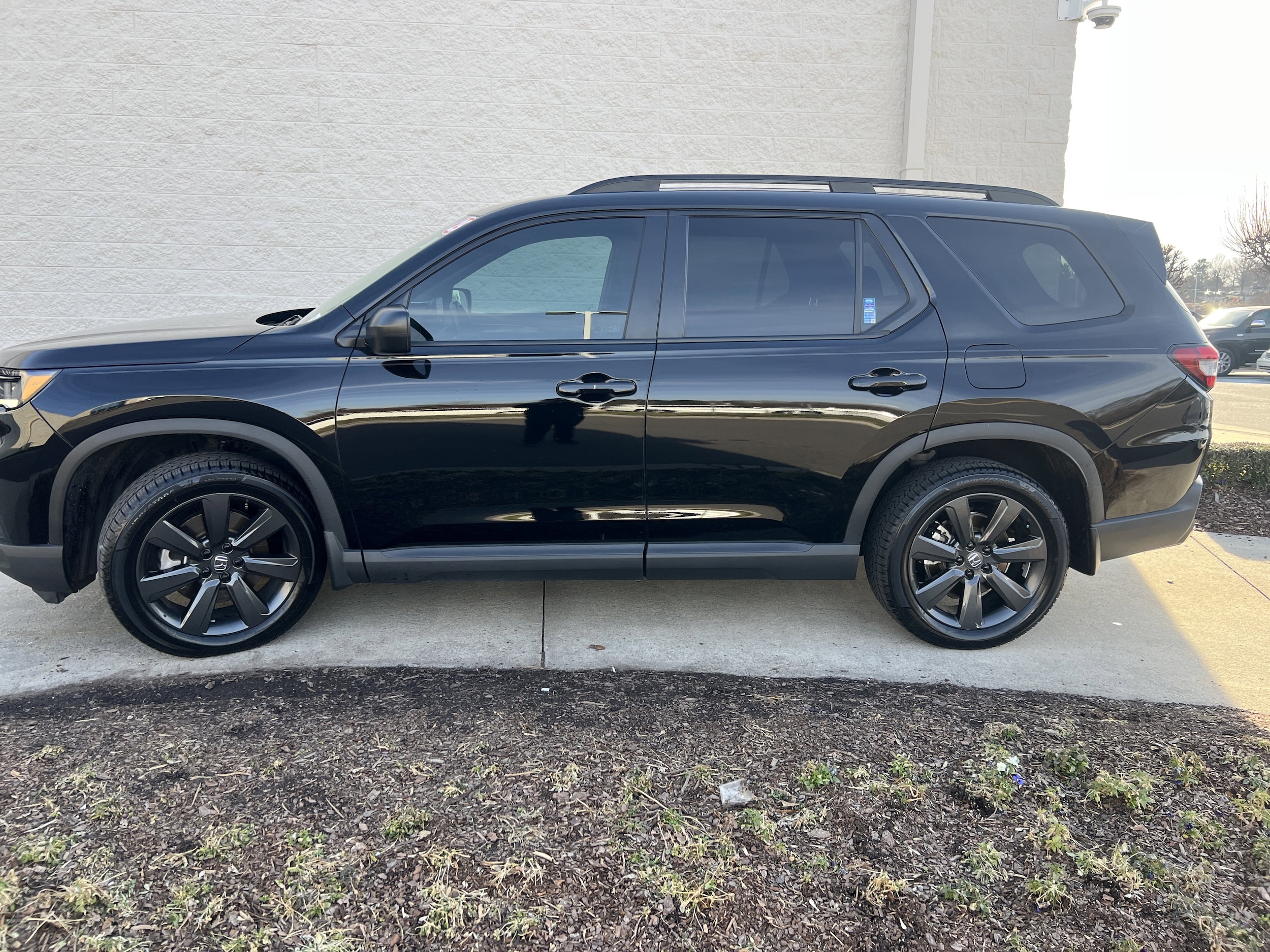 2025 Honda Pilot Sport photo 5