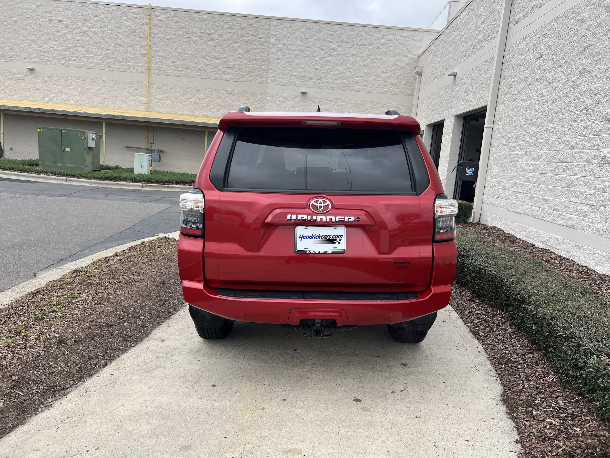 2024 Toyota 4Runner SR5 Premium photo 3