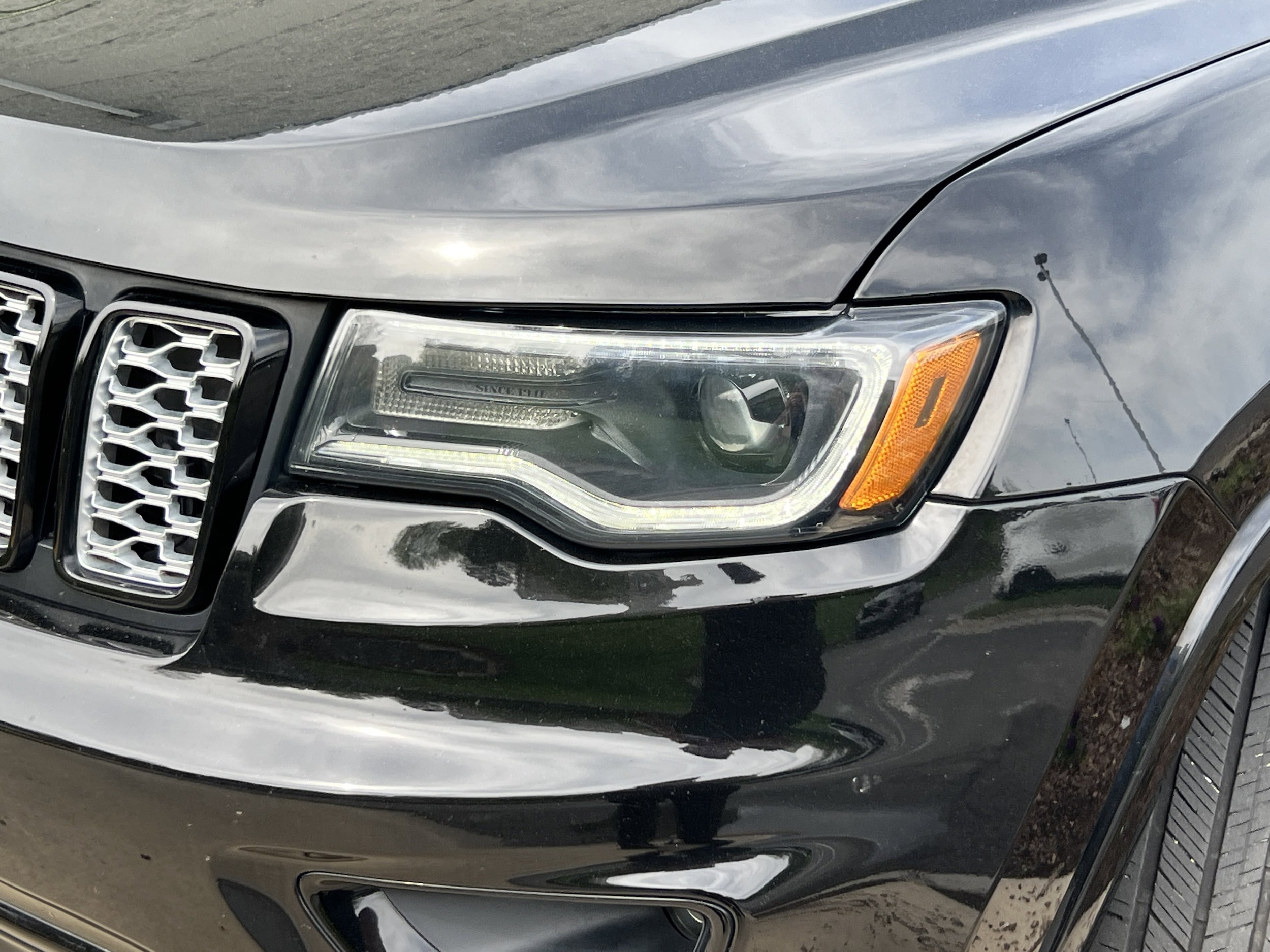 2021 Jeep Grand Cherokee Laredo X photo 5