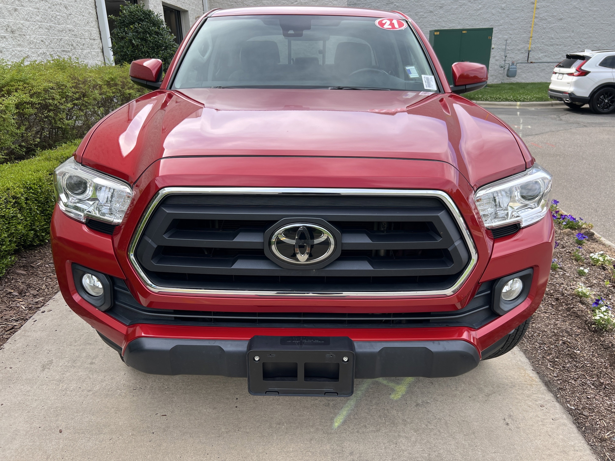 2021 Toyota Tacoma 2WD SR5 photo 2