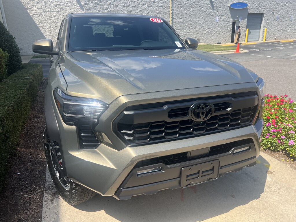 Used 2026 Toyota Tacoma 4WD TRD Off Road Pickup