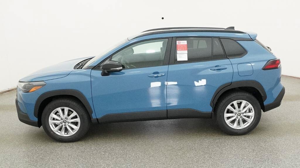 Toyota Corolla Cross LE