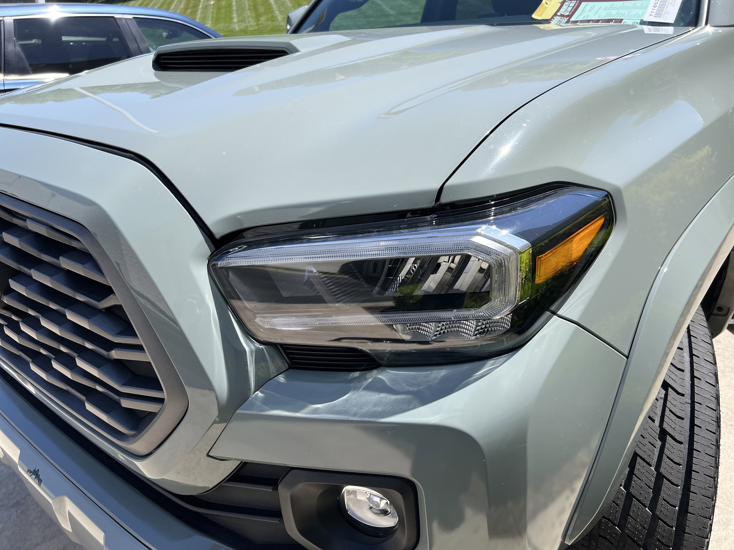 2022 Toyota Tacoma 4WD TRD Sport photo 4