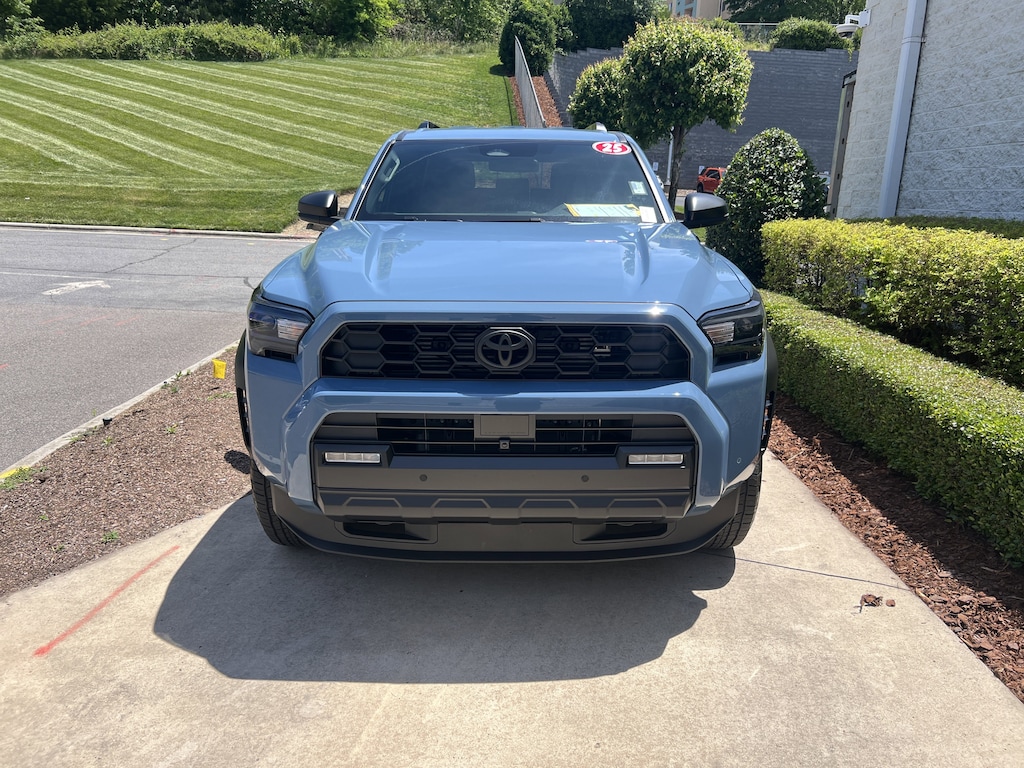 Used 2025 Toyota 4Runner Hybrid TRD Off Road SUV