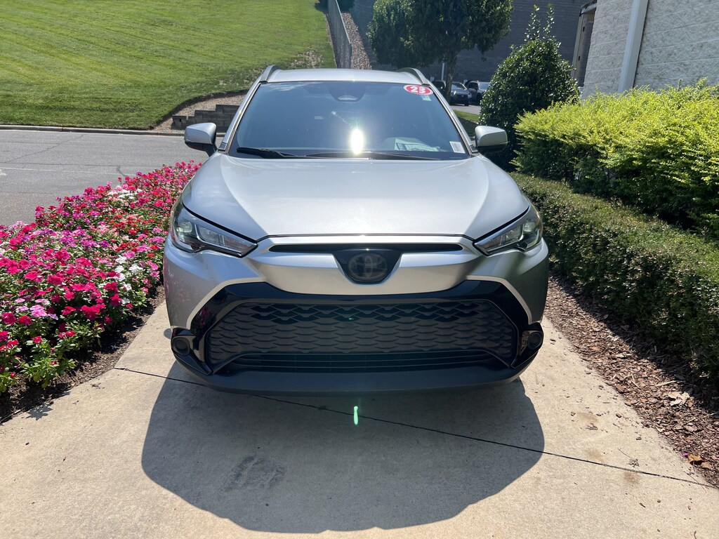 Used 2023 Toyota Corolla Cross Hybrid SE SUV