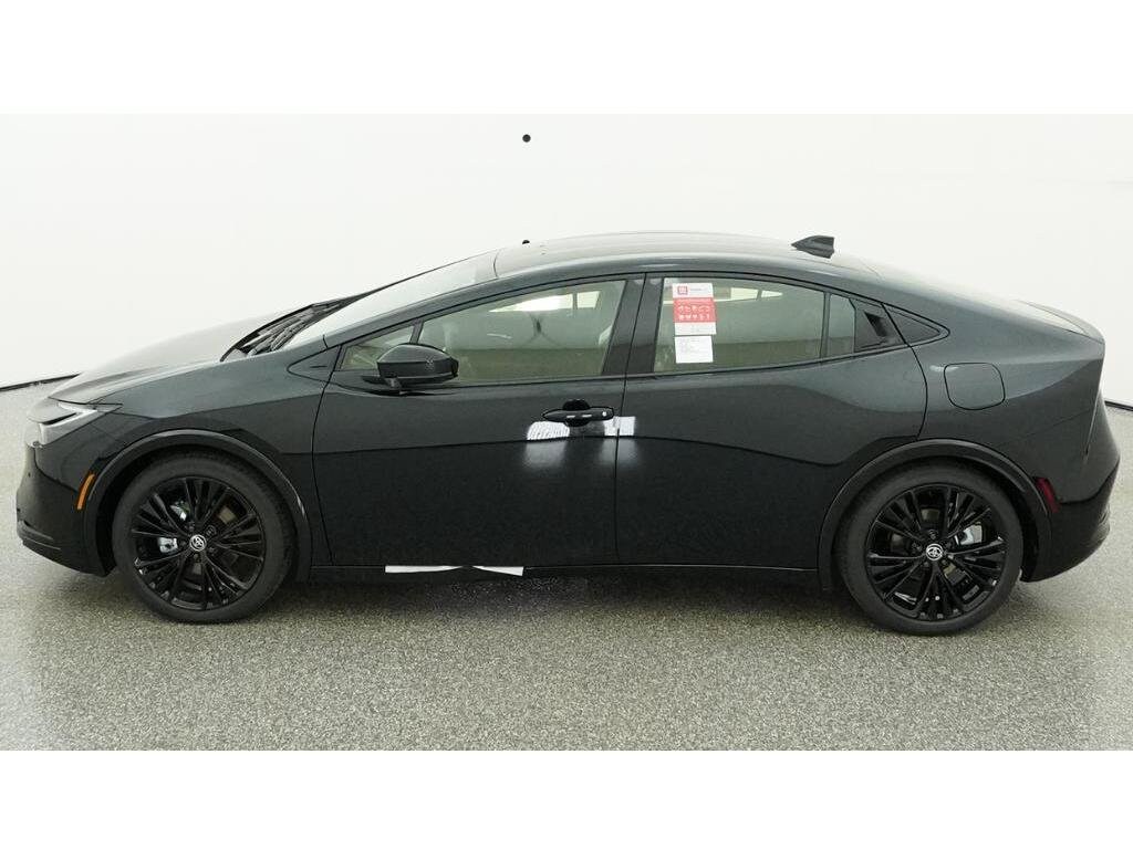 Toyota Prius Plug-In Hybrid Nightshade