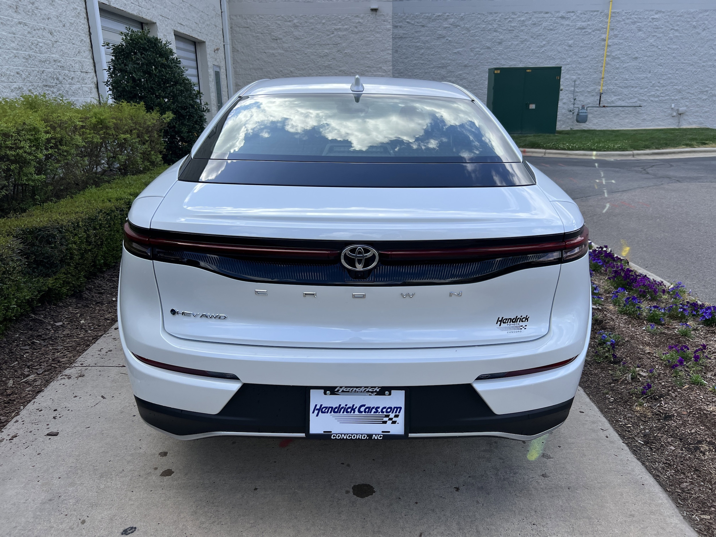 2026 Toyota Crown XLE photo 6