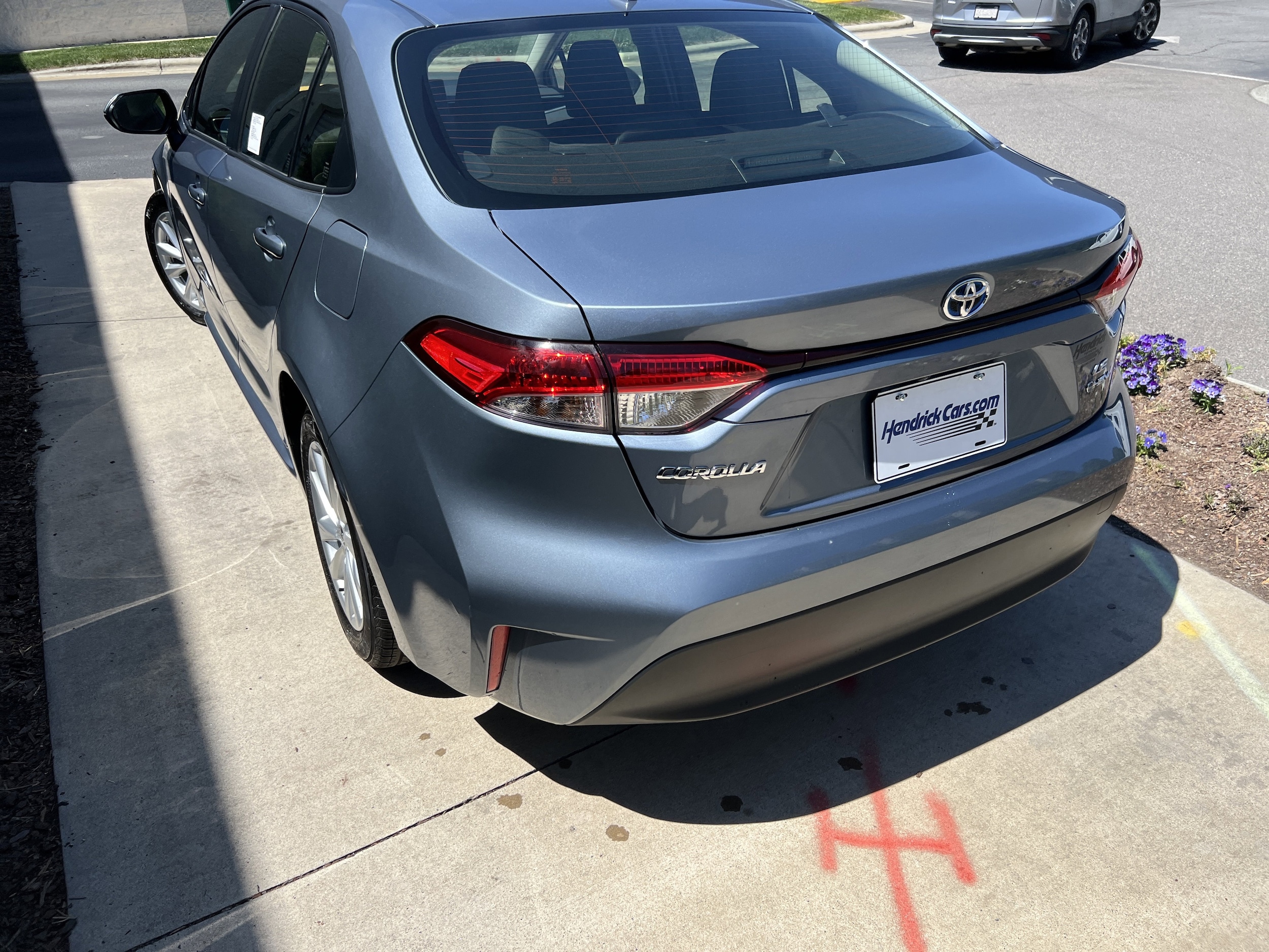 2025 Toyota Corolla Hybrid LE photo 3