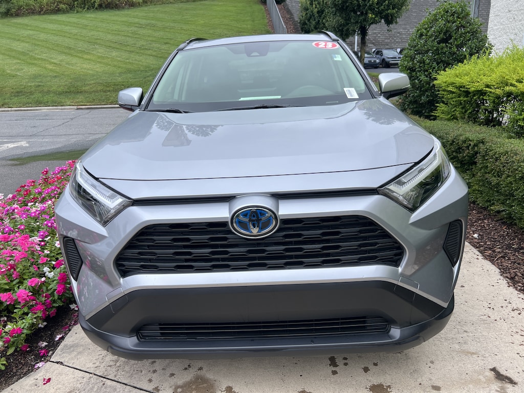 Used 2023 Toyota RAV4 Hybrid XLE SUV