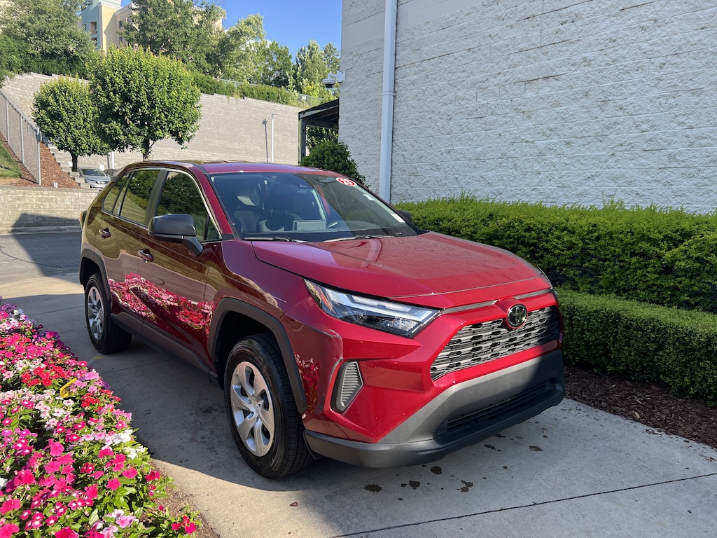 Used 2023 Toyota RAV4 LE SUV