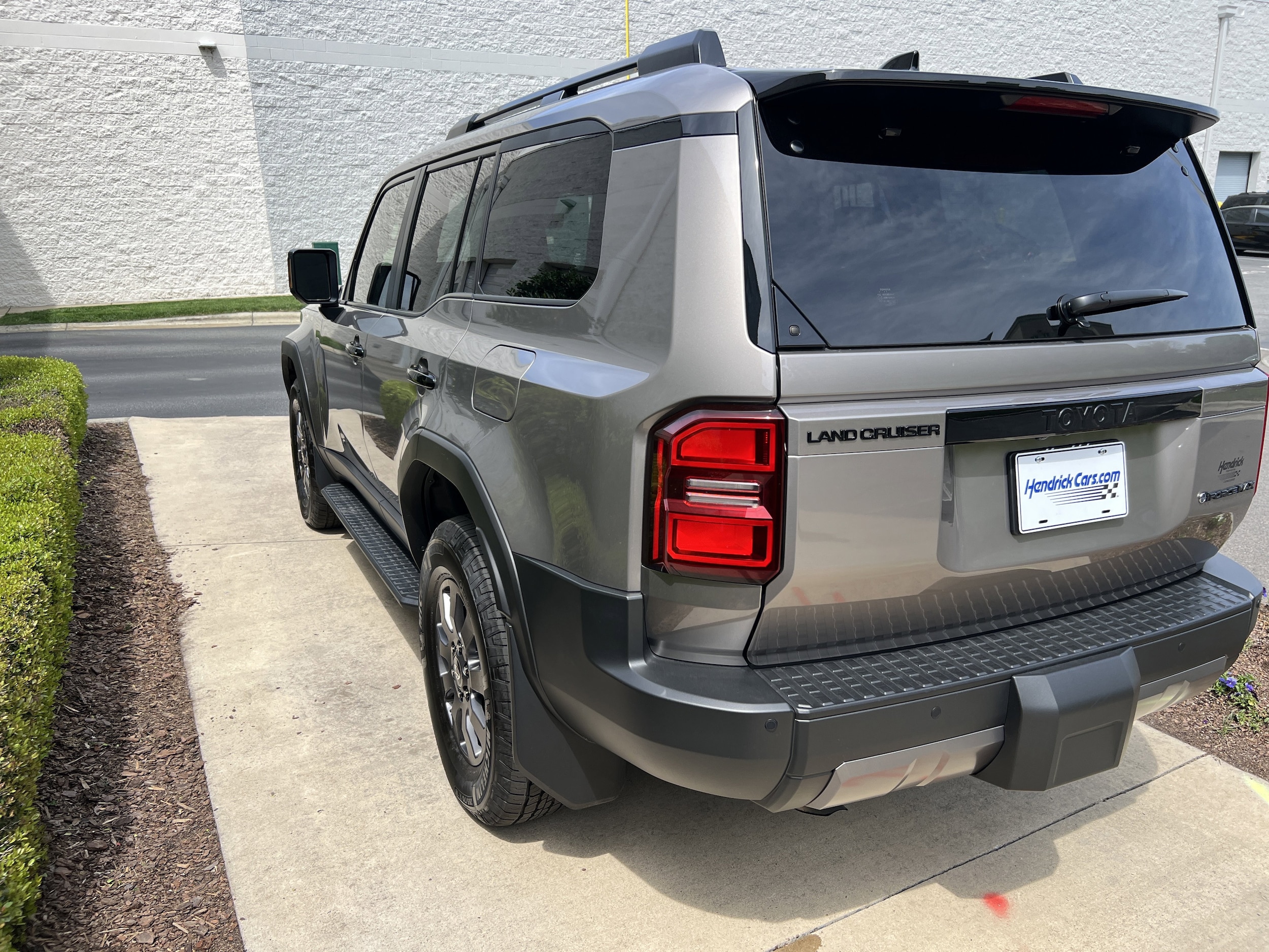 2025 Toyota Land Cruiser photo 5