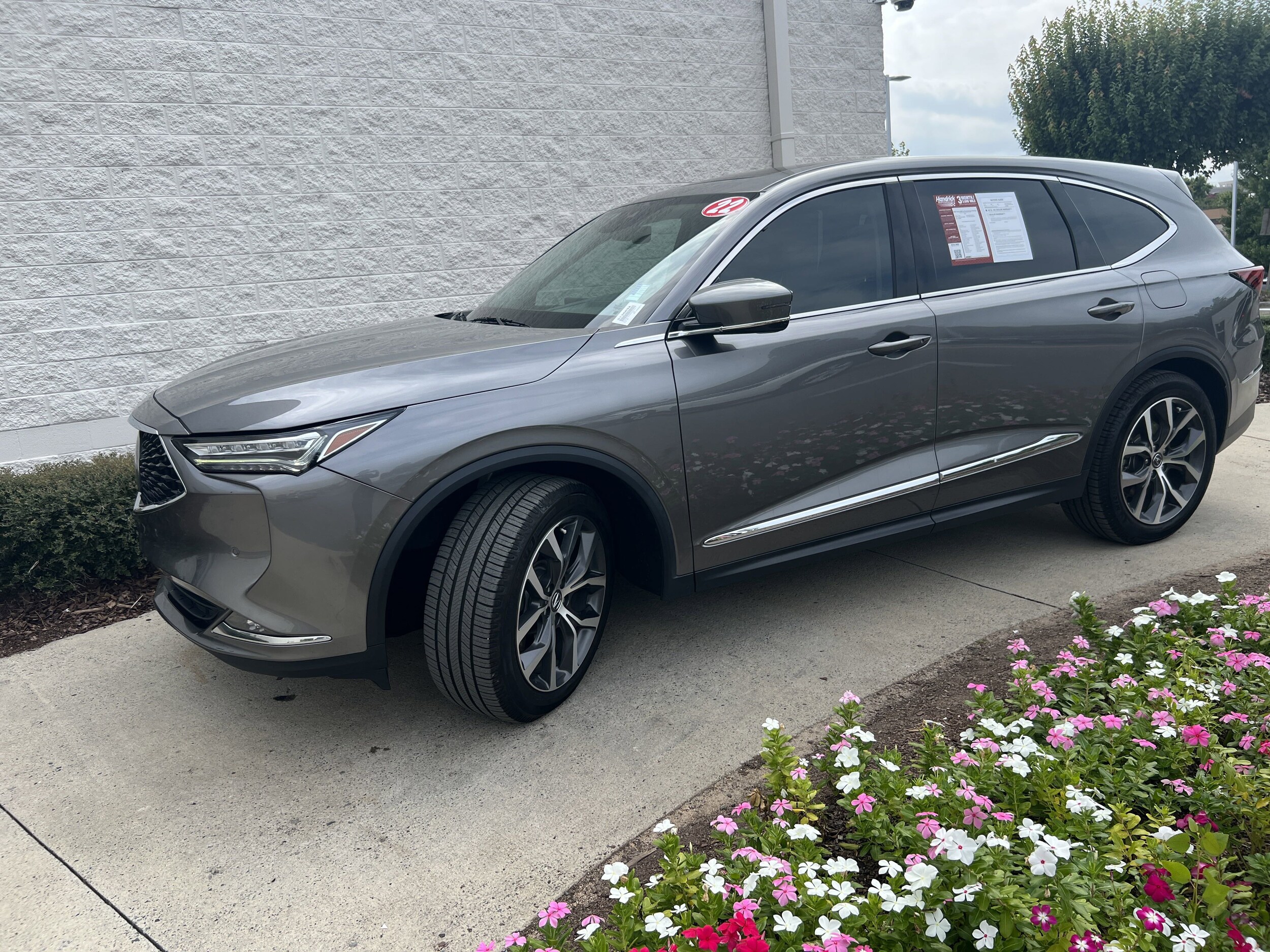2022 Acura MDX Technology photo 3
