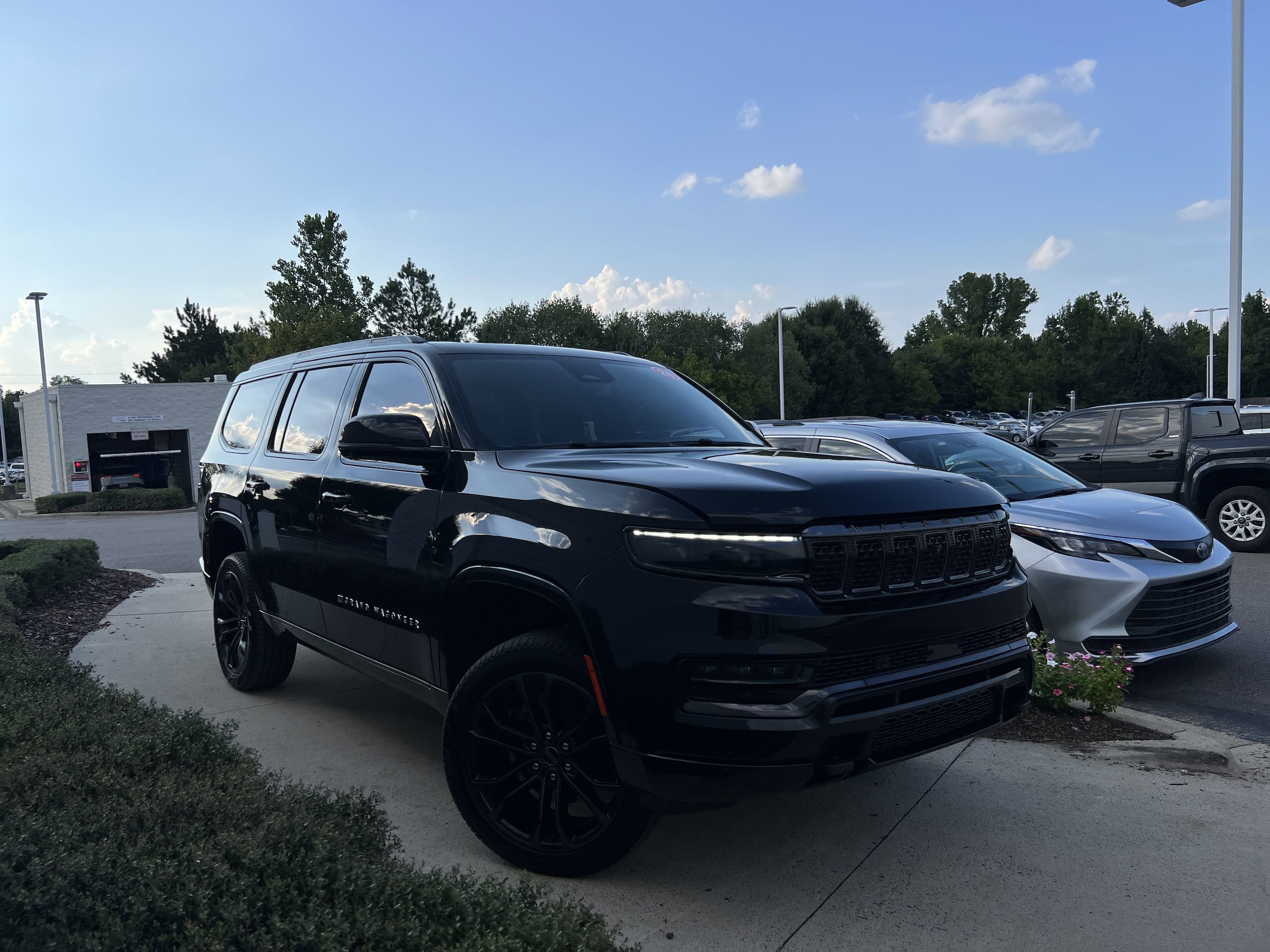 2024 Jeep Grand Wagoneer Series II Obsidian