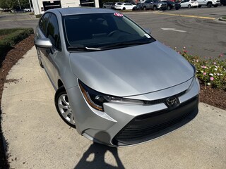 2025 Toyota Corolla LE Sedan