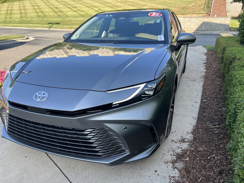 Used 2025 Toyota Camry XLE Sedan