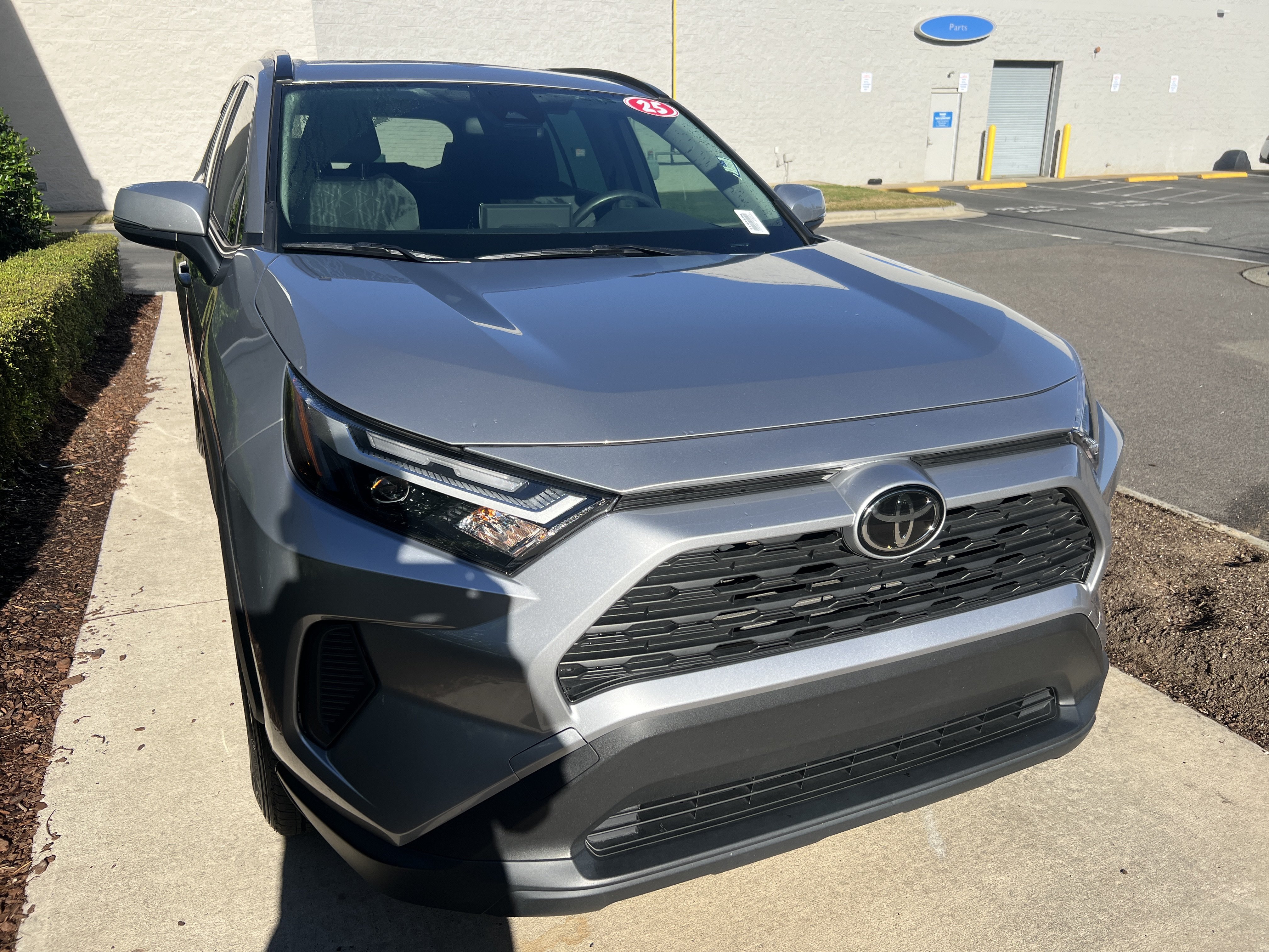 Used 2025 Toyota RAV4 Hybrid XLE SUV