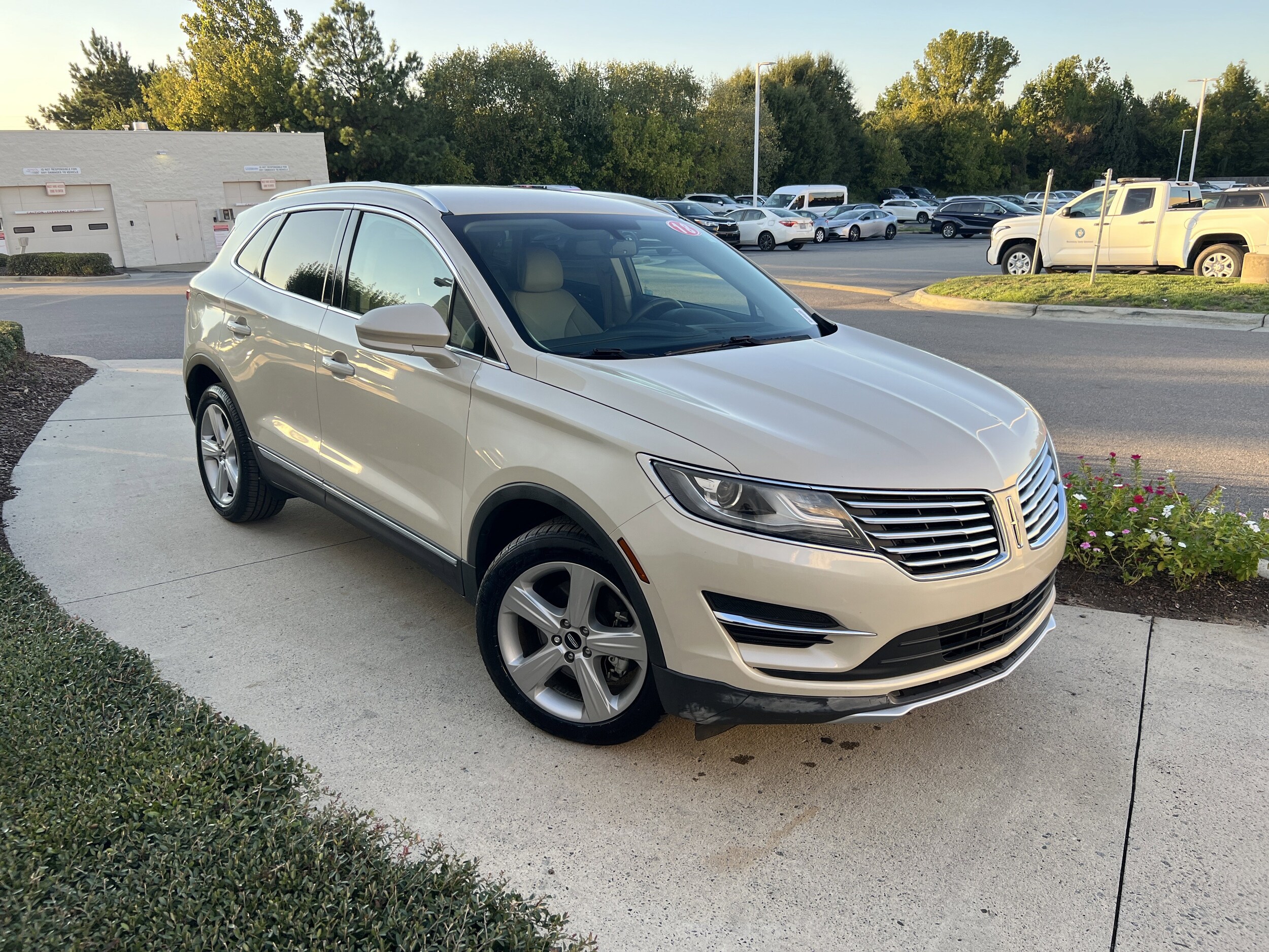 2018 Lincoln MKC Premiere photo 2