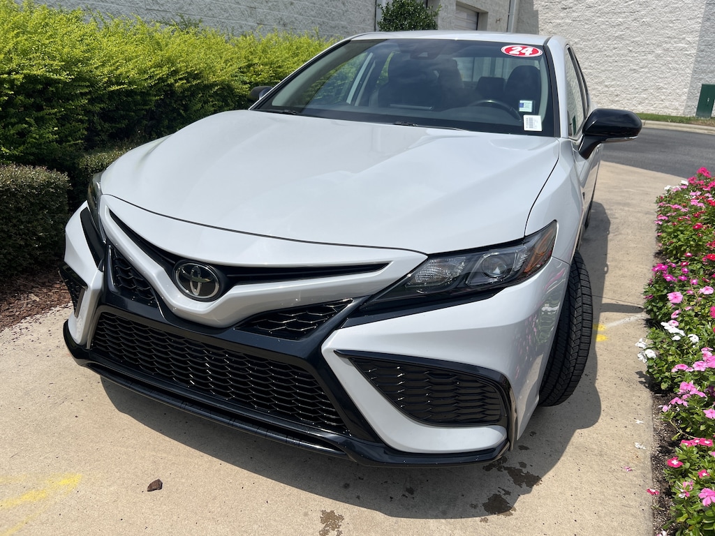 Used 2024 Toyota Camry SE Sedan