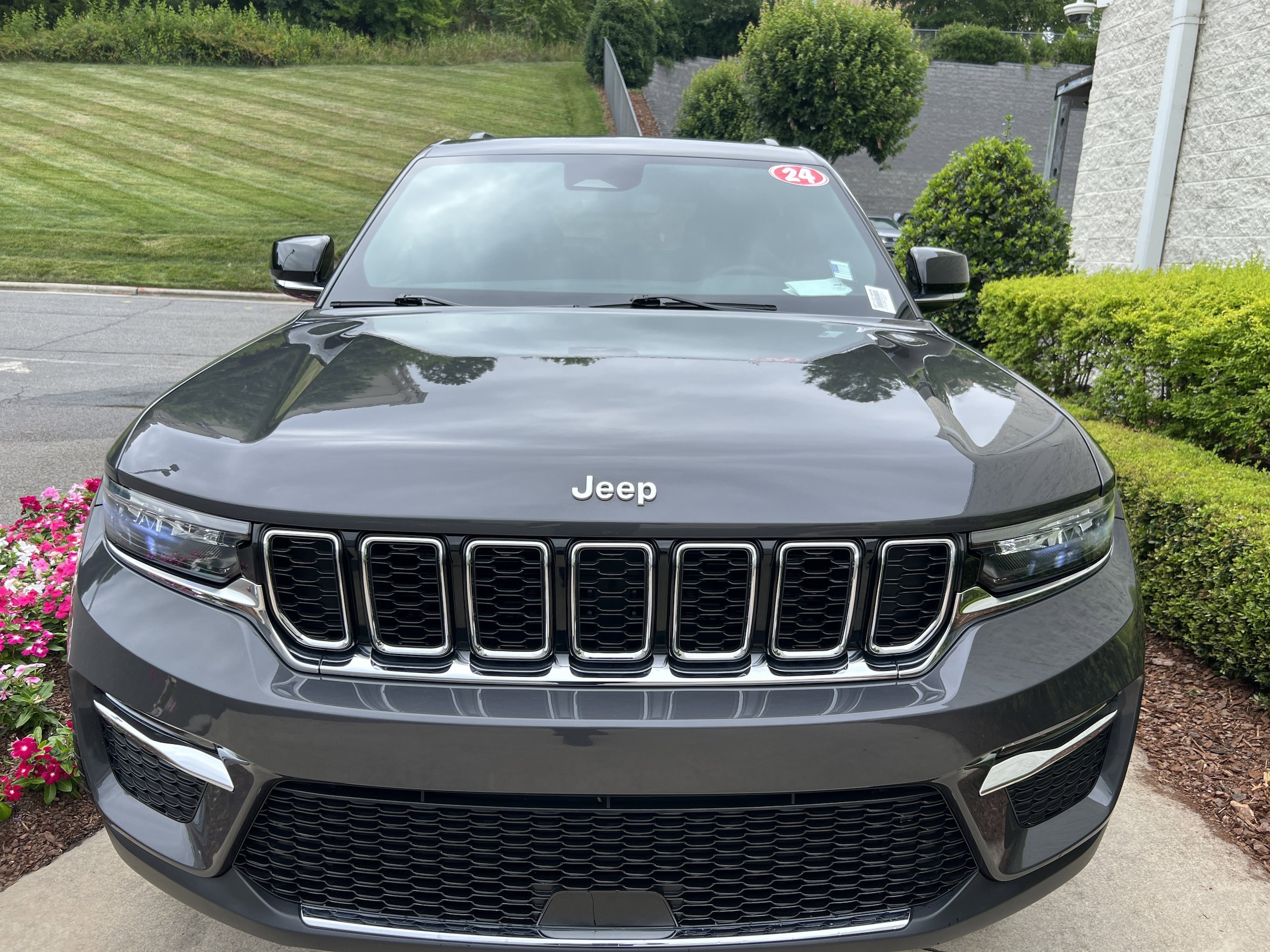 Used 2024 Jeep Grand Cherokee For Sale in Concord, NC VIN