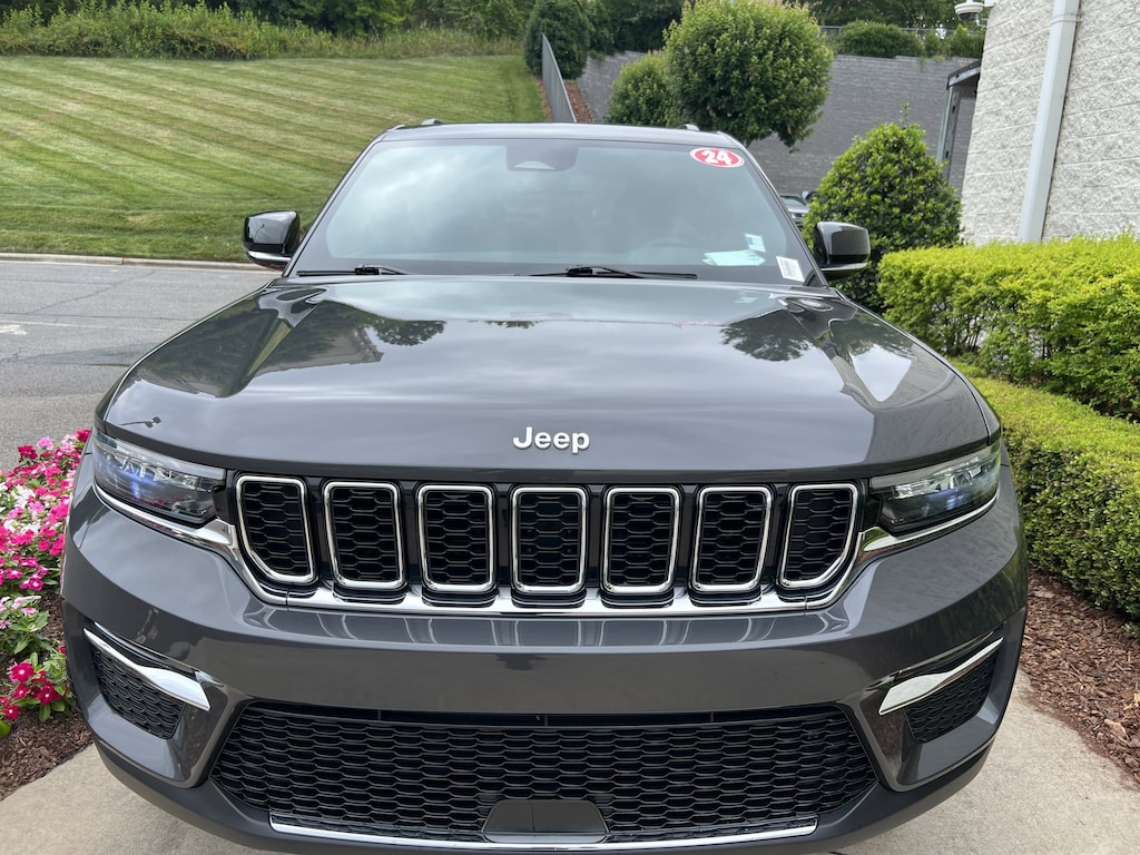 Used 2024 Jeep Grand Cherokee Limited SUV