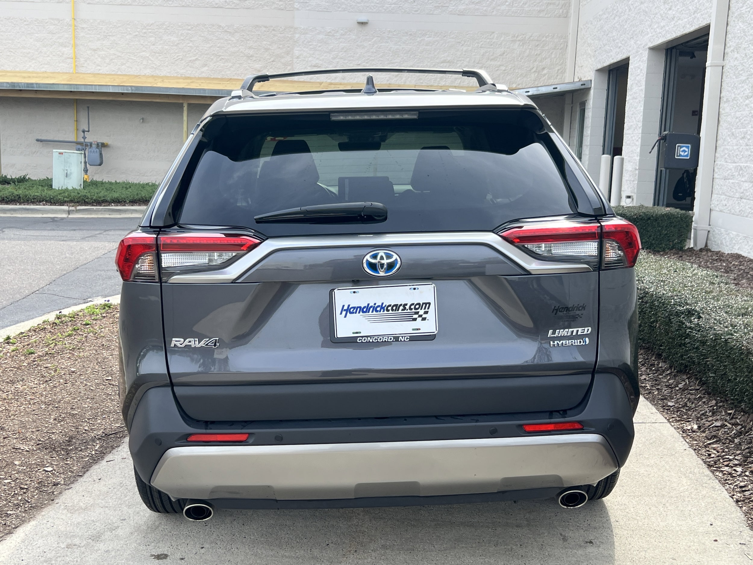 2024 Toyota RAV4 Hybrid Limited photo 3