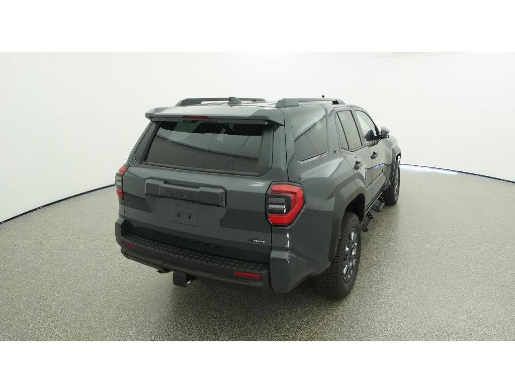 2026 Toyota 4Runner SR5 photo 3