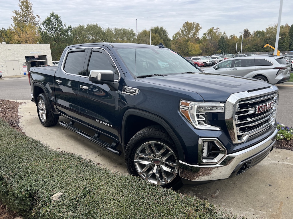 Used 2021 GMC Sierra 1500 SLT Pickup