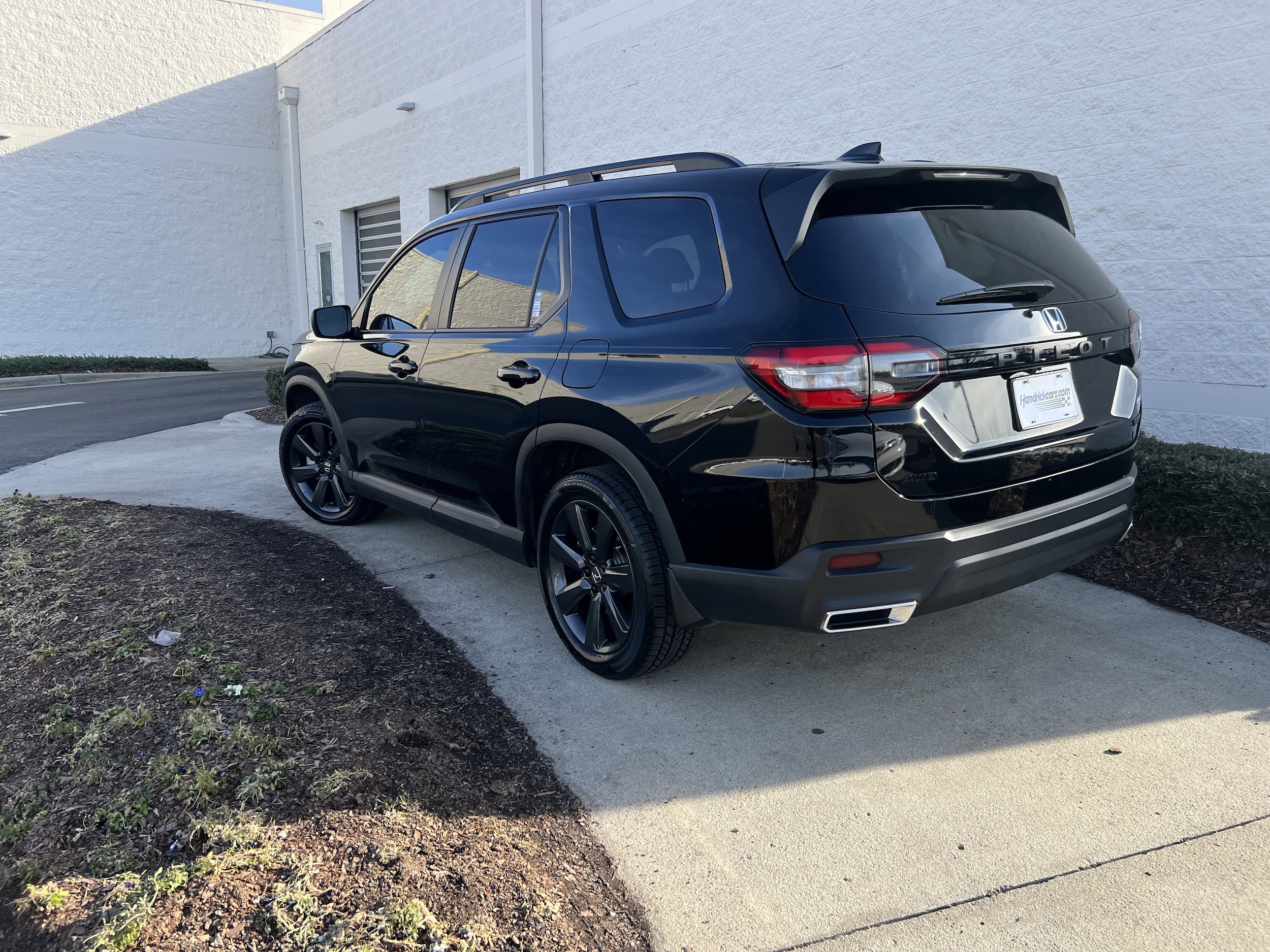 2025 Honda Pilot Sport photo 6