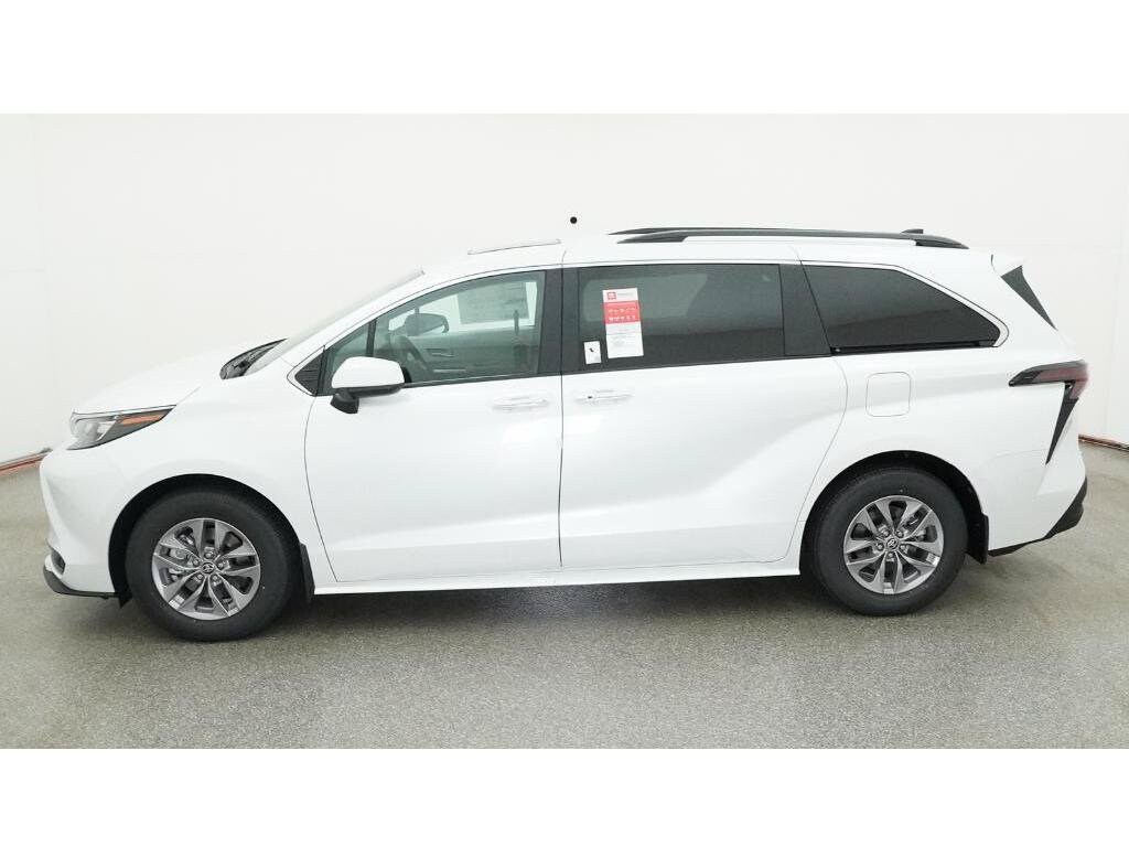 Toyota Sienna XLE