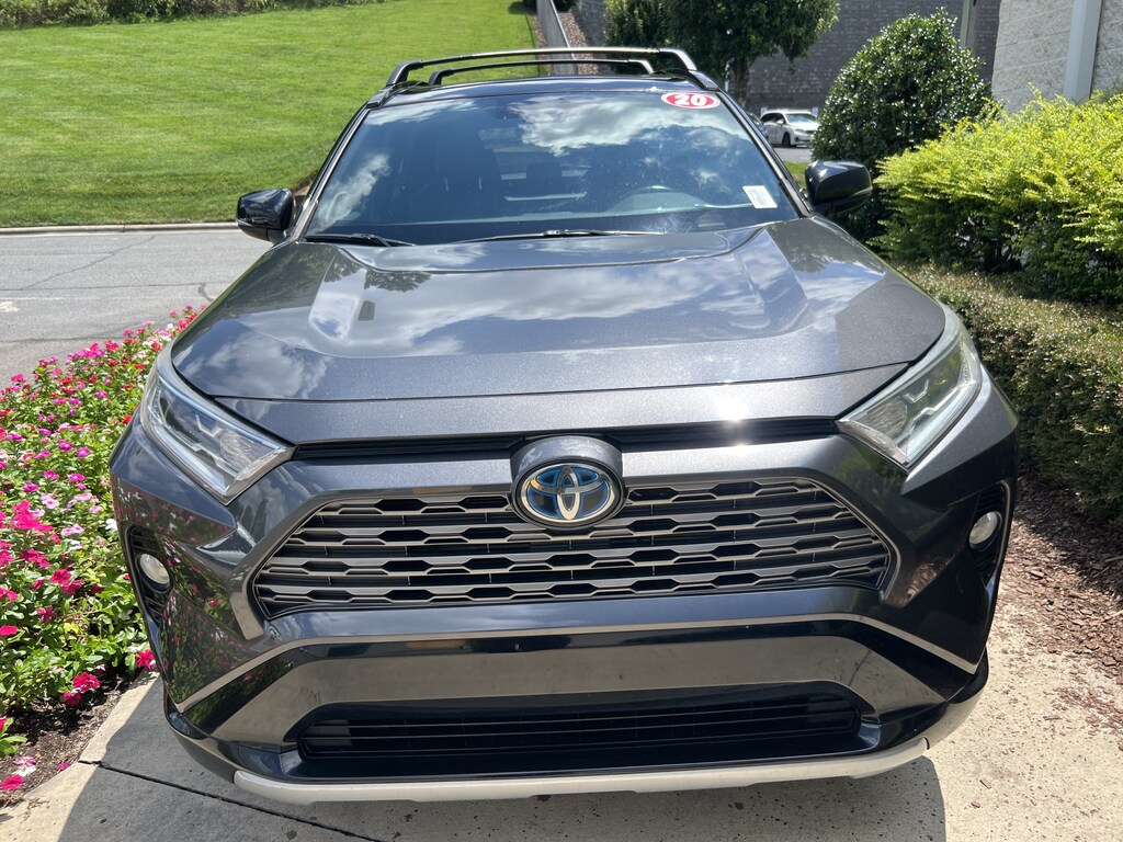 Used 2020 Toyota RAV4 Hybrid XSE SUV